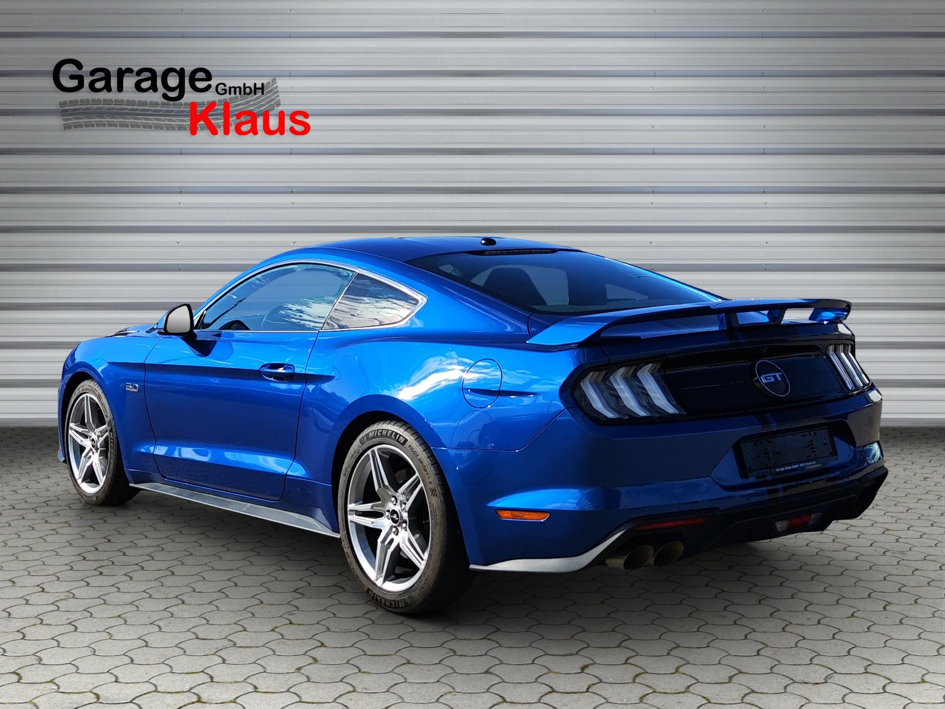 FORD Mustang Fastback 5.0 V8 GT Automat-image-3