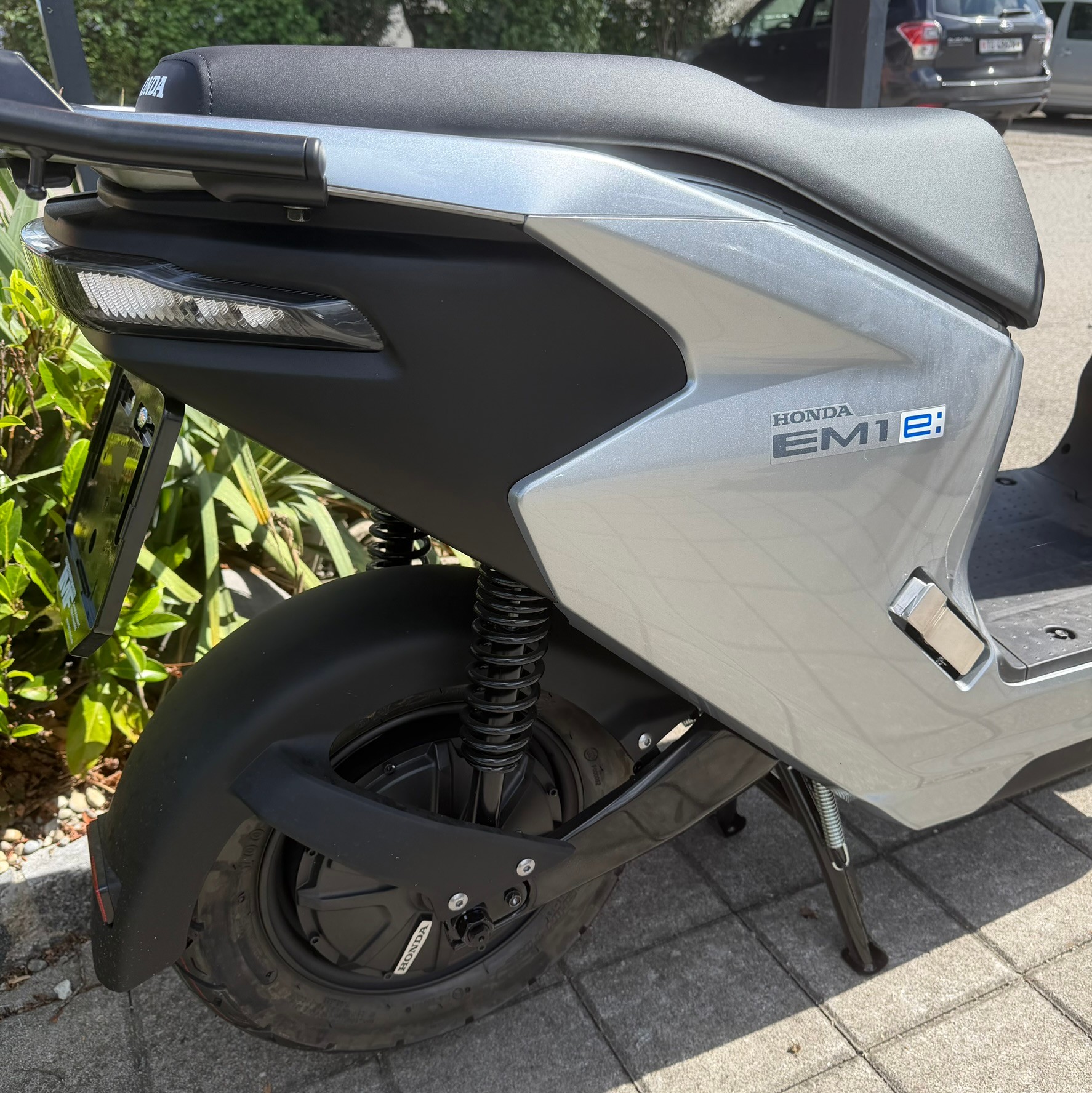 HONDA EM1-E-showroom-element-3