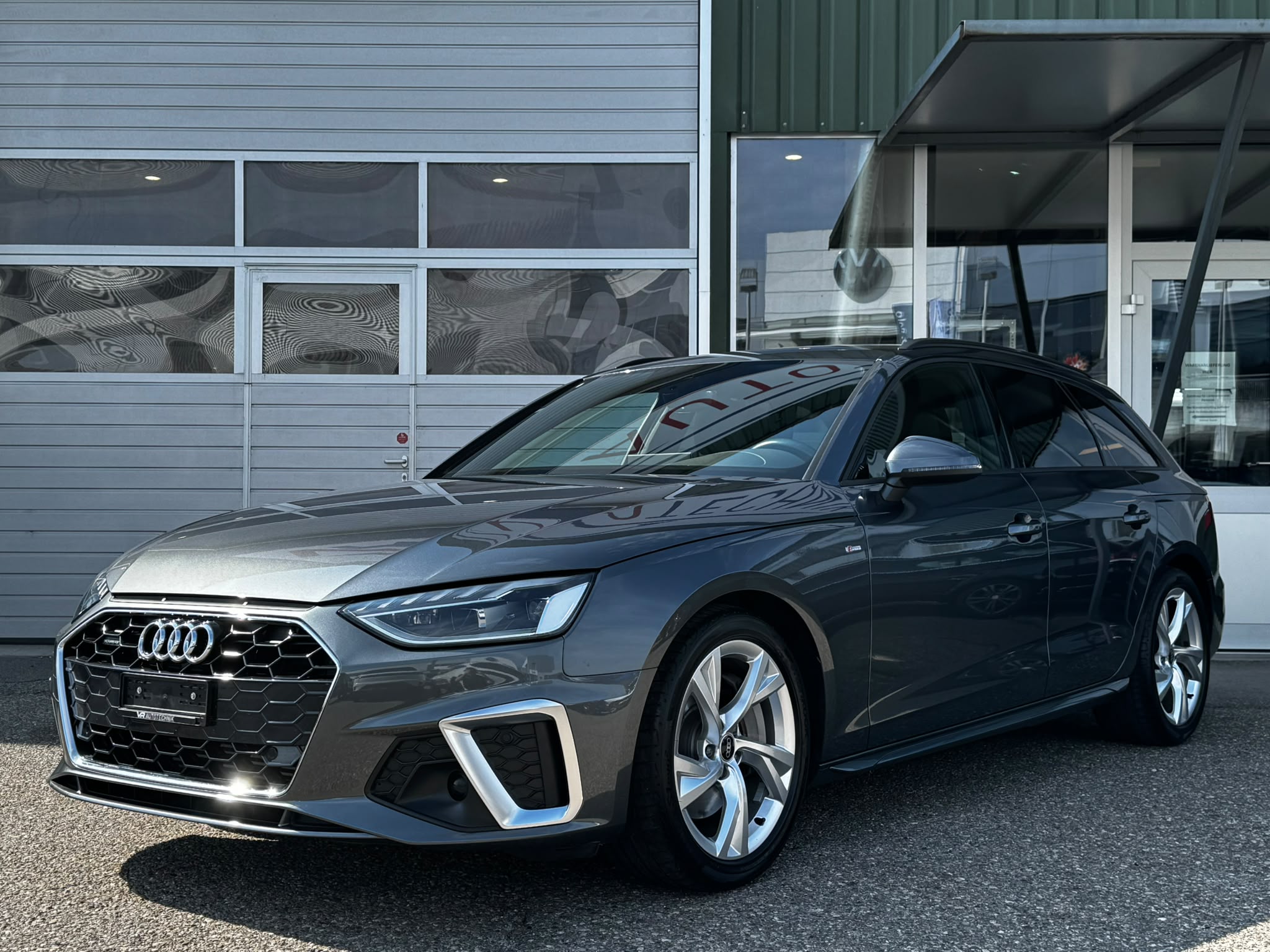 Car photo