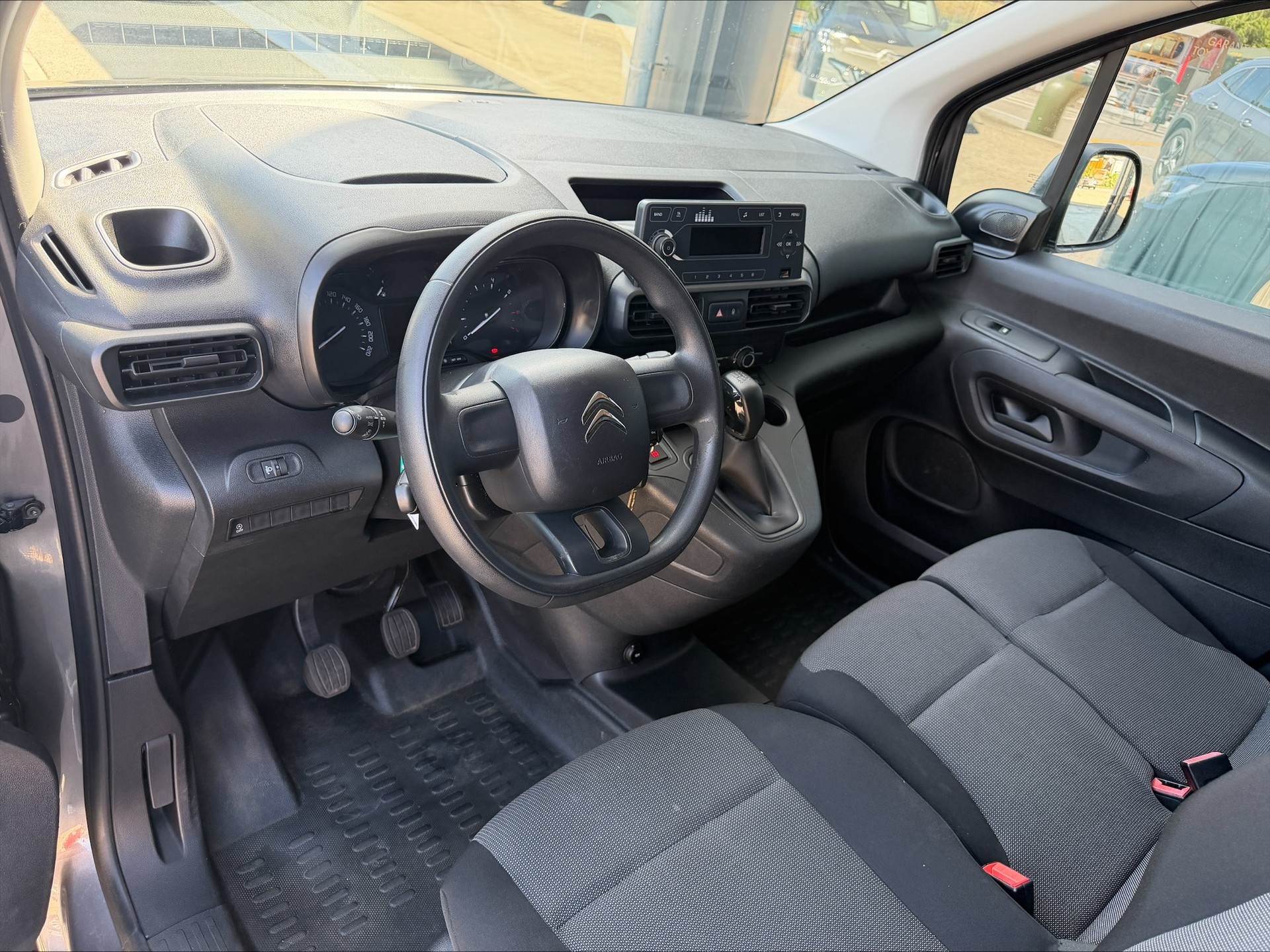 CITROEN Berlingo Van 1.6 Blue HDi 100 s/s Worker 1000kg-image-4