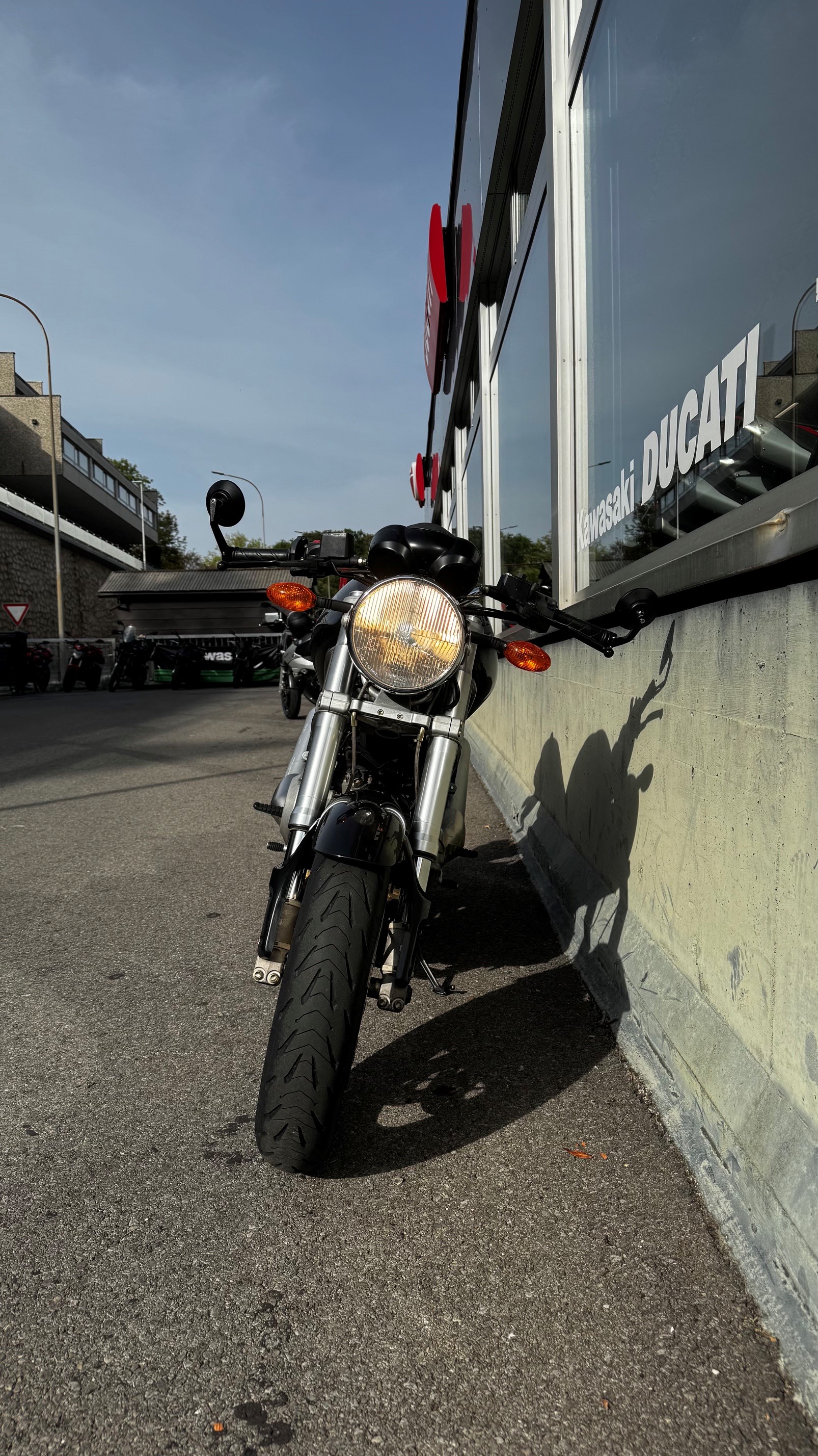 DUCATI Monster 620 i.e. (25kW)-showroom-element-2