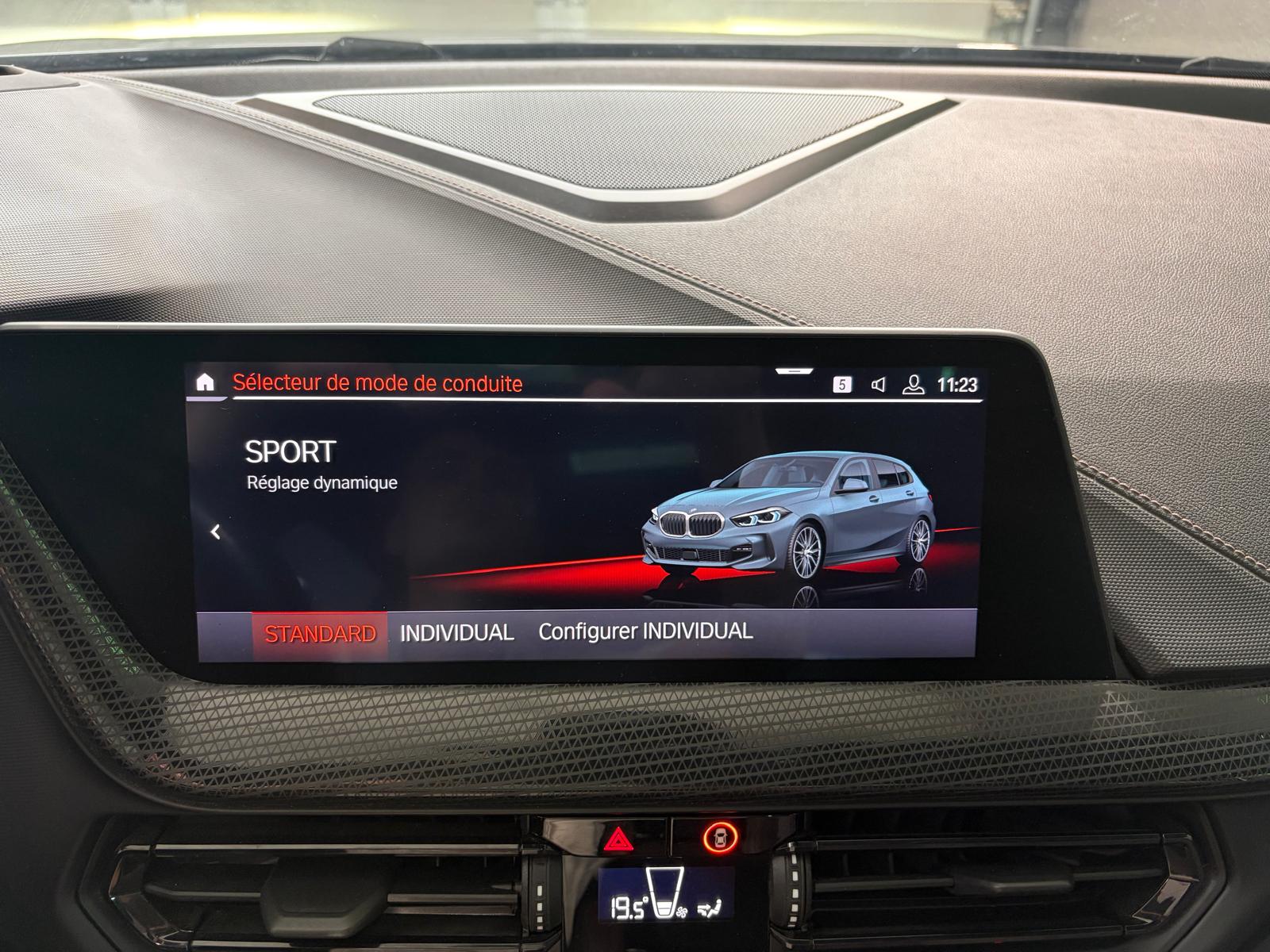 BMW 120d xDrive Steptronic M Sport - Toit ouvrant-image-22