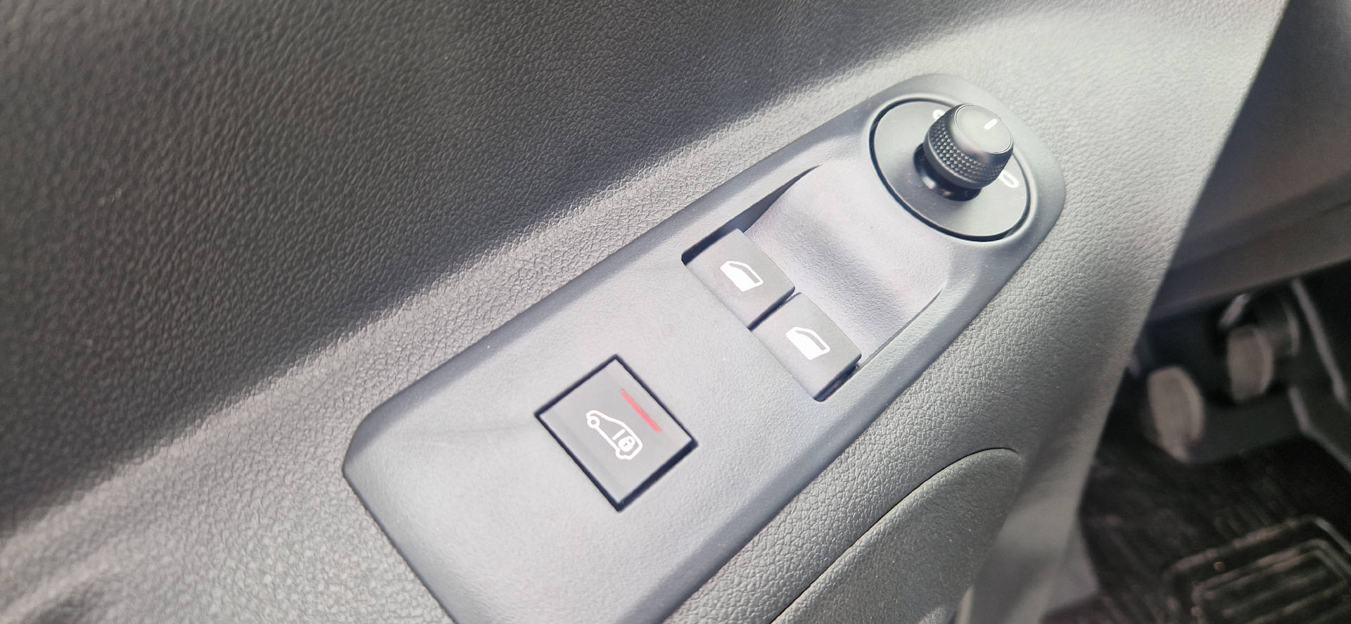 TOYOTA PROACE CITY Van L1 1.2 Profi-image-4