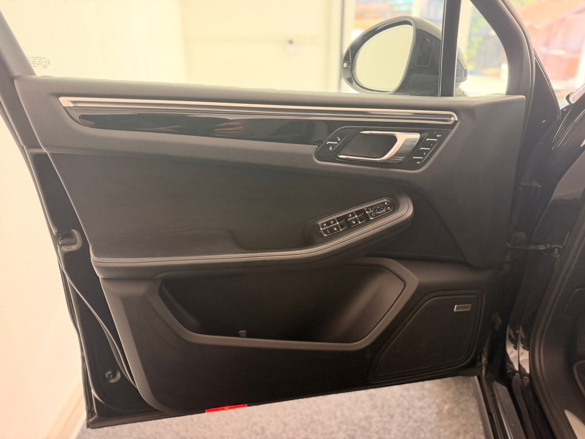 PORSCHE Macan 3.6 V6 Turbo-image-7