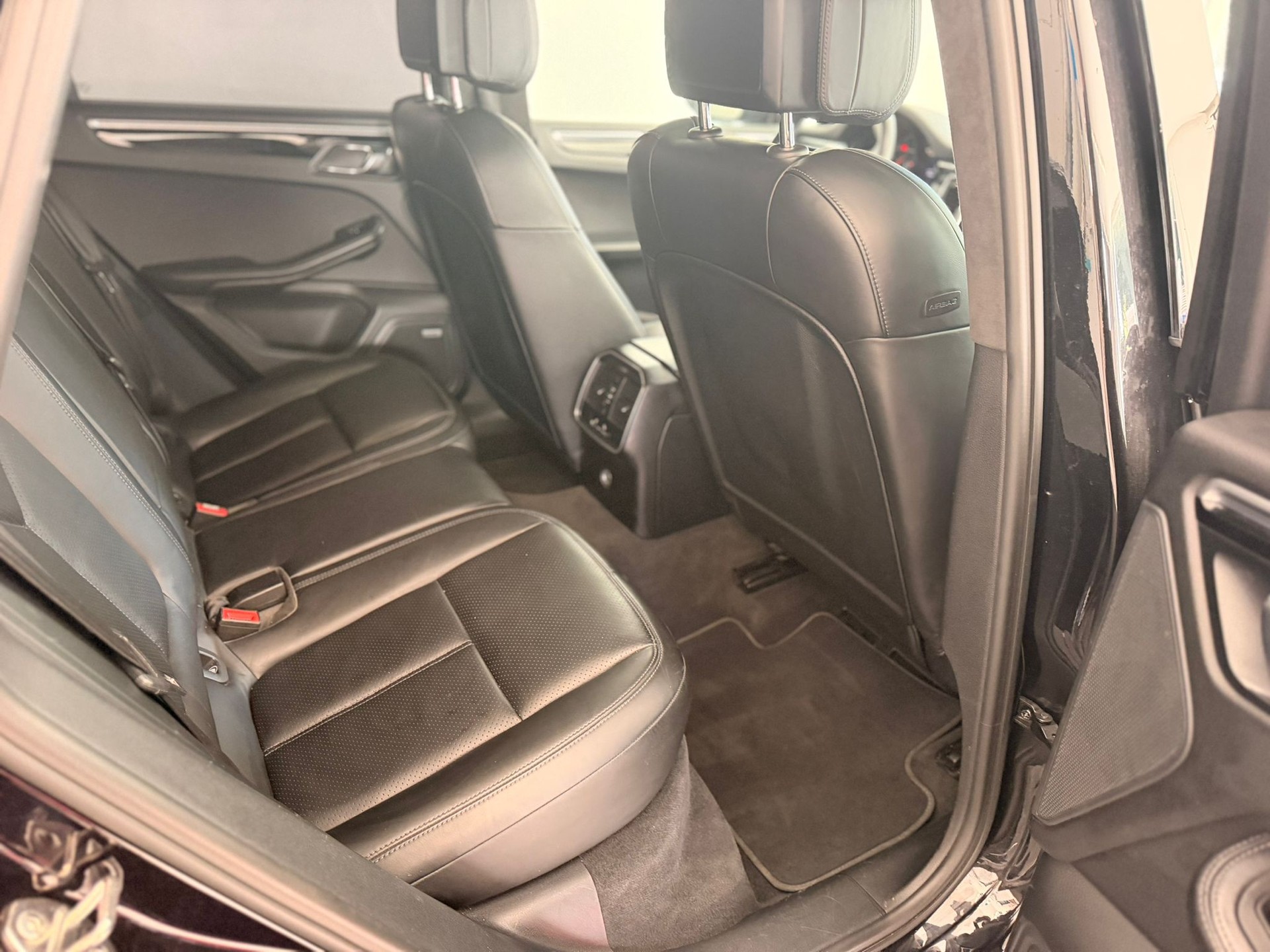 PORSCHE Macan 3.6 V6 Turbo-image-14