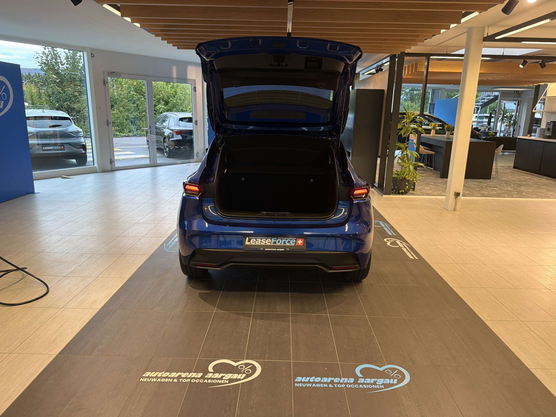 RENAULT Clio 1.2 TCe Evolution NEUES MODELL EDC-Automat-image-7