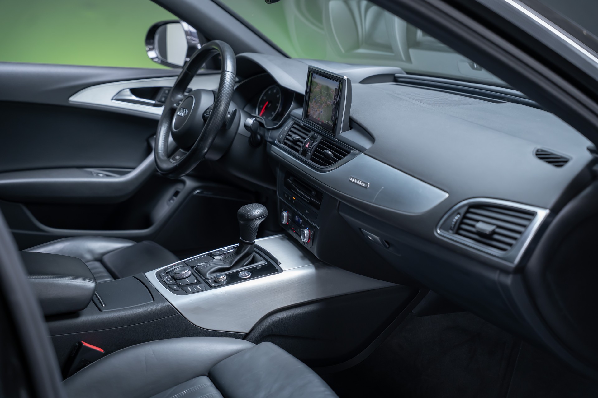 AUDI A6 Avant 3.0 V6 TFSI quattro S-Tr./ S-Line / Bose Soundsystem / el.sitze-image-20