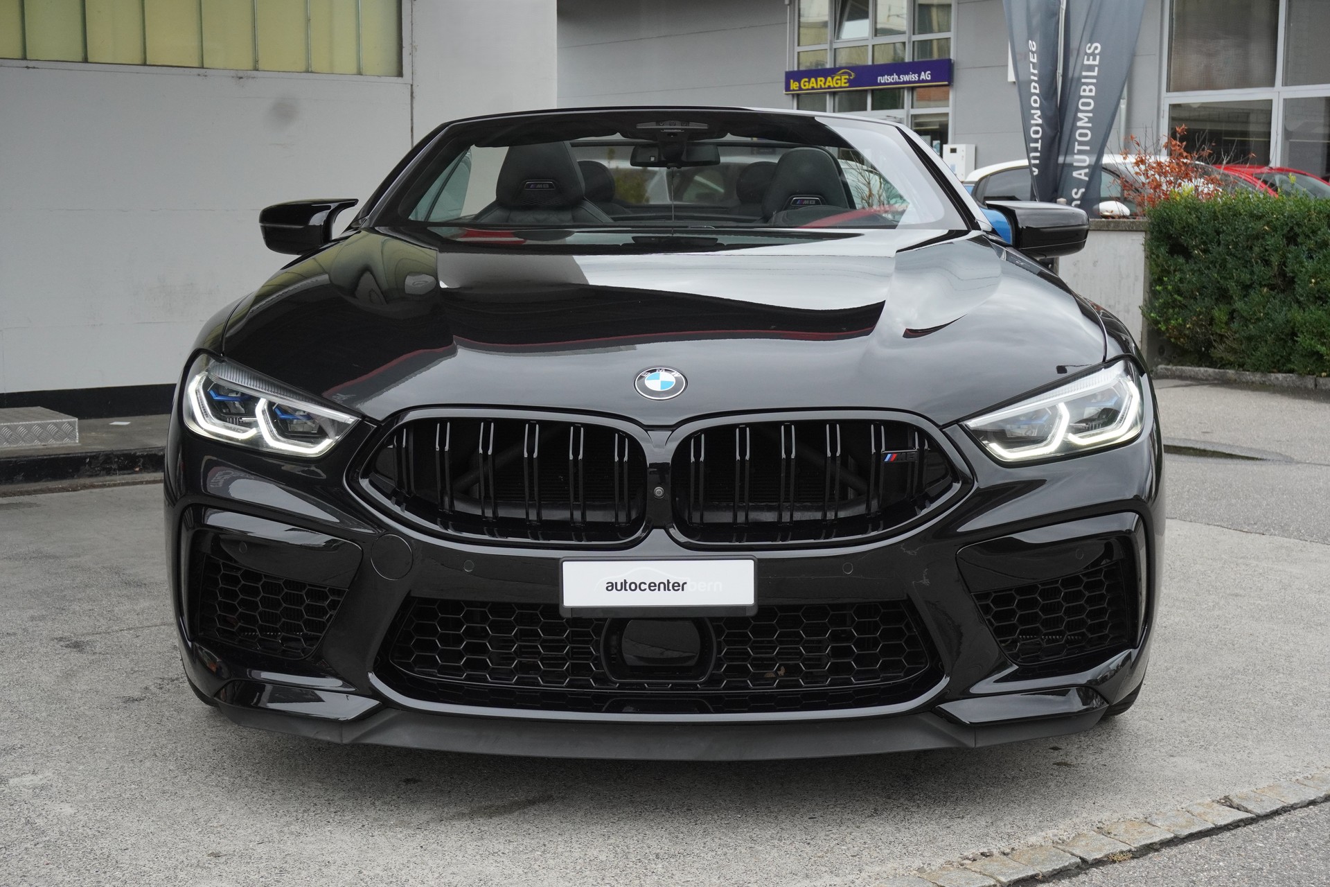 BMW M8 xDrive M Competition Steptronic-image-2