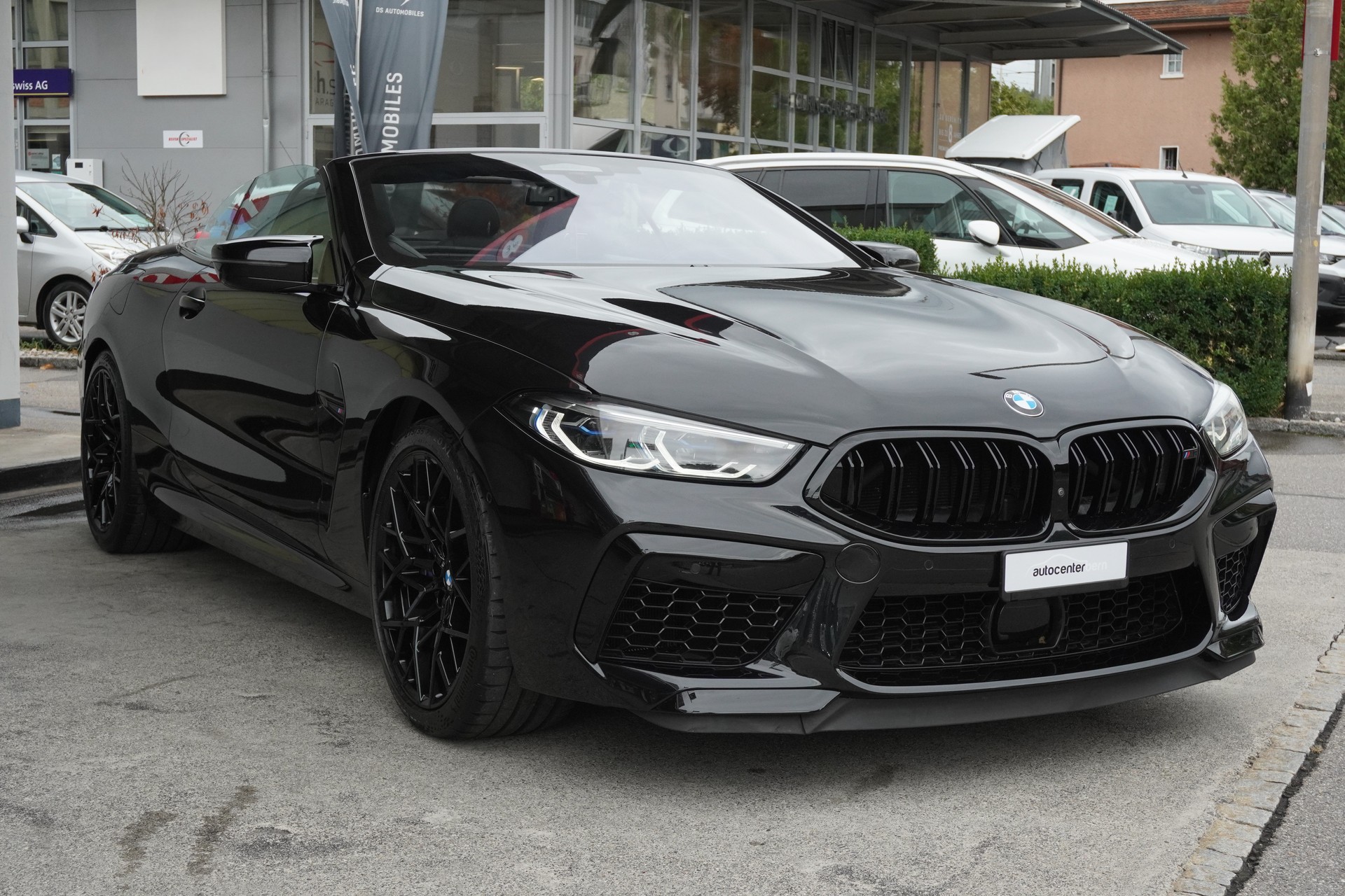 BMW M8 xDrive M Competition Steptronic-image-3