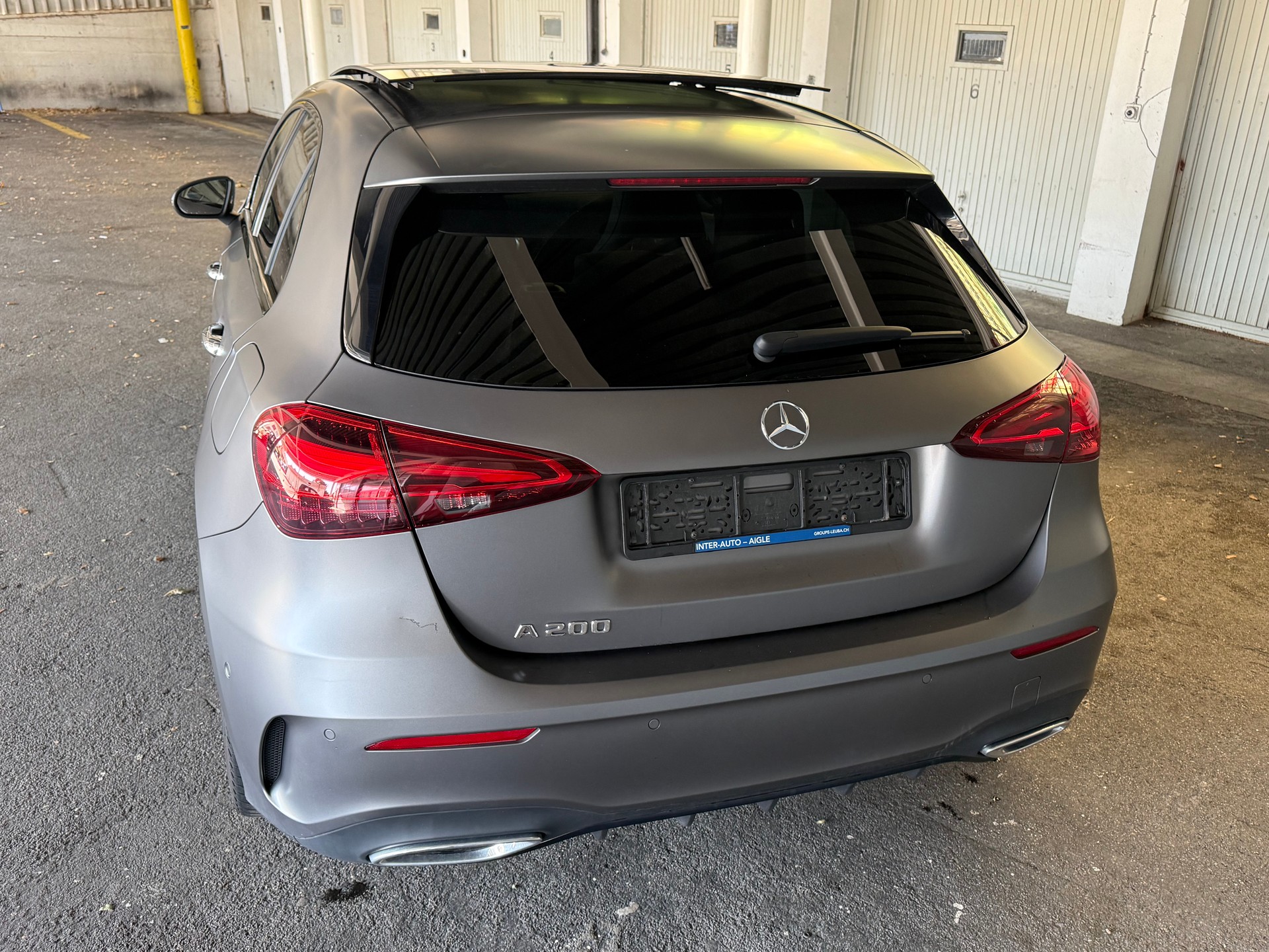MERCEDES-BENZ A 200 Night Star 7G-DCT Amgline-image-4