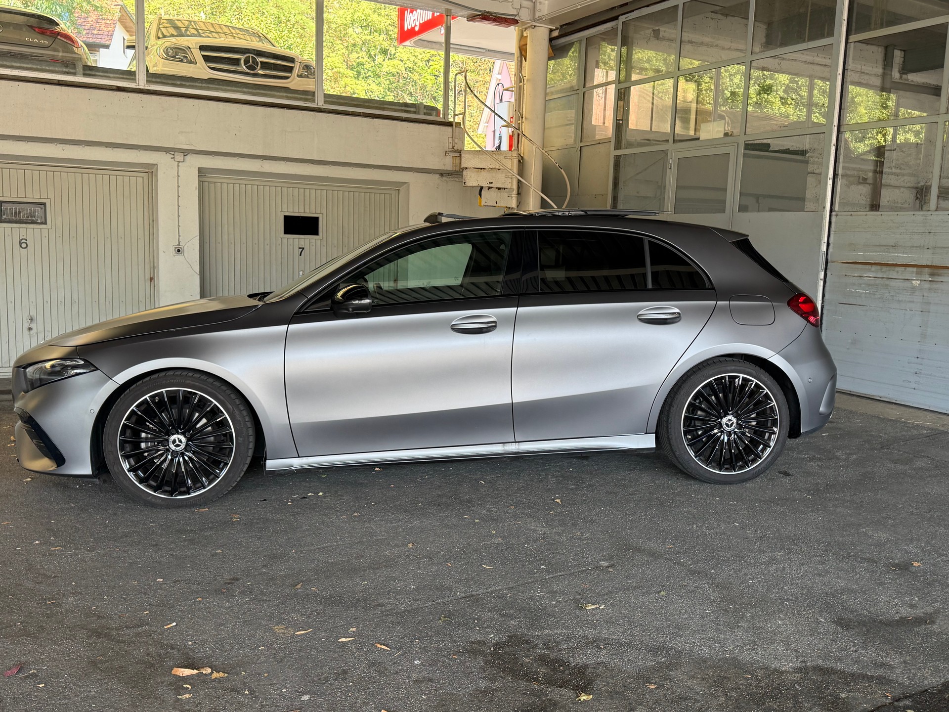 MERCEDES-BENZ A 200 Night Star 7G-DCT Amgline-image-6