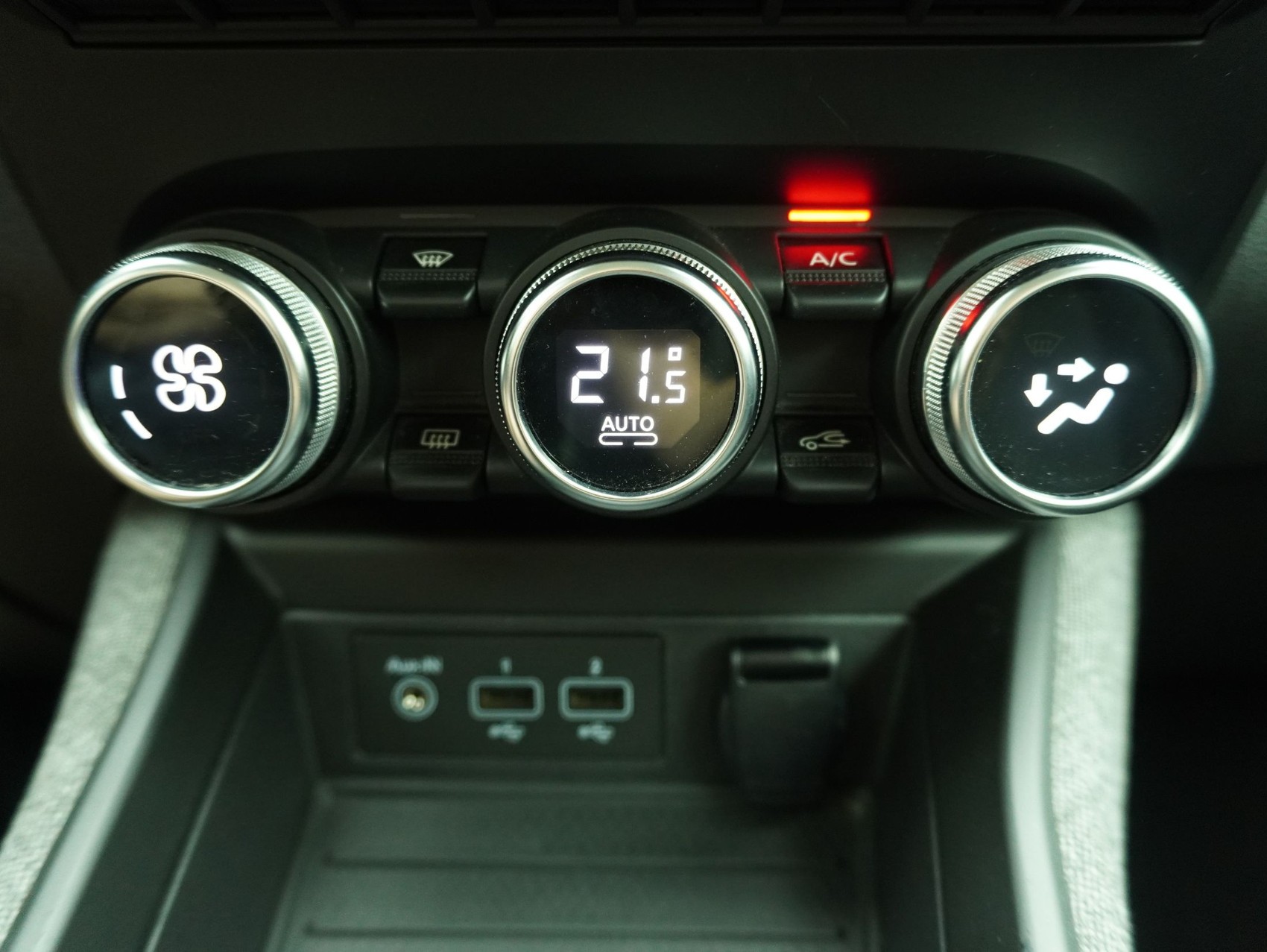 RENAULT Zoe Intens R135 Elektro inkl. Batterie-image-13