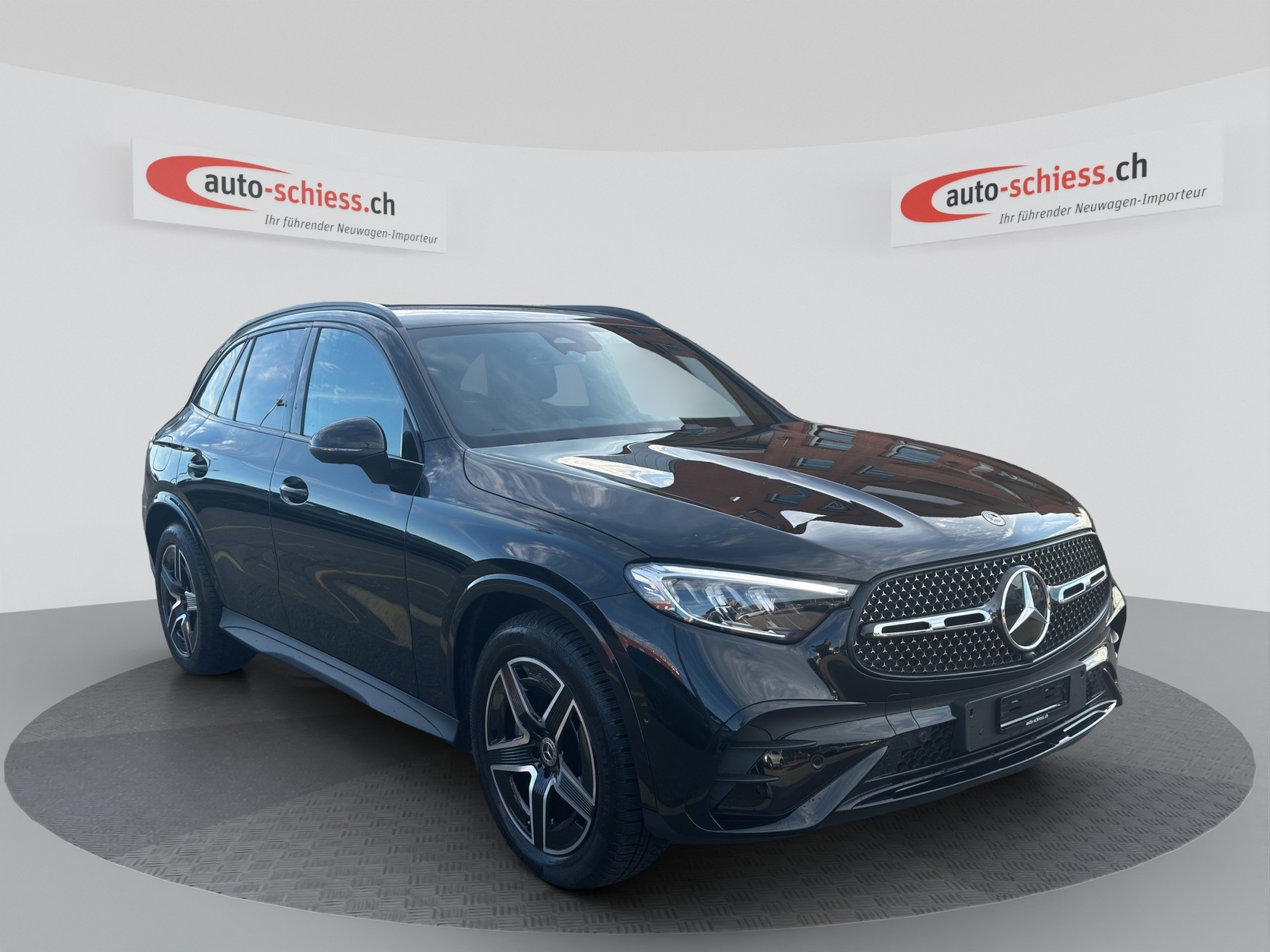MERCEDES-BENZ GLC 300 d 4Matic AMG Line Night 9G-Tronic-image-0