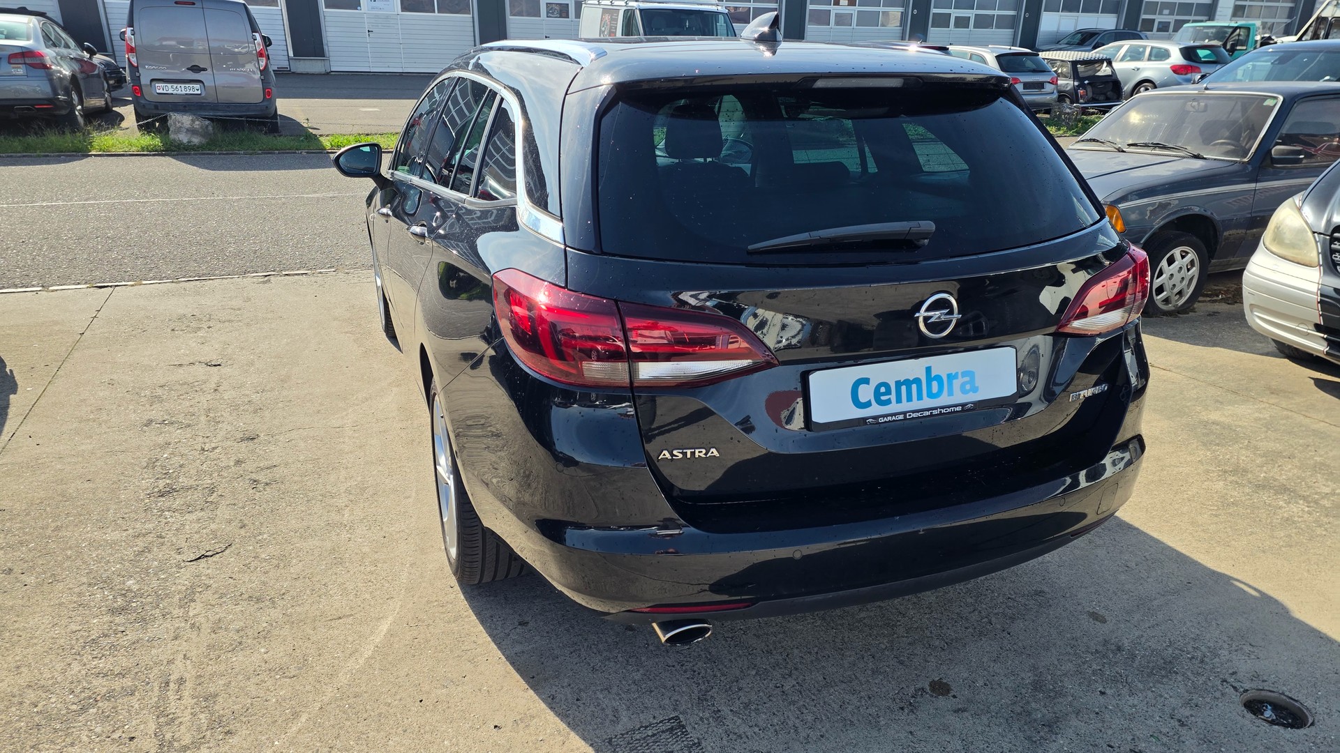 OPEL Astra Sports Tourer 1.6 CDTi BiTurbo Excellence-image-3
