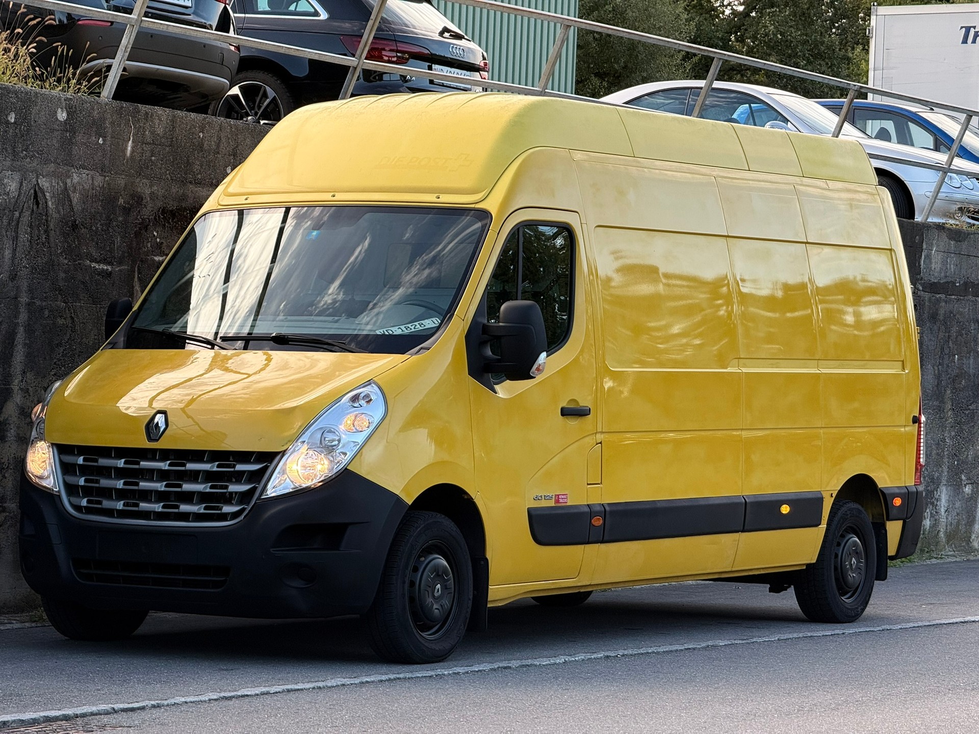 RENAULT Master T35 2.3dCi L2H2 A-image-1