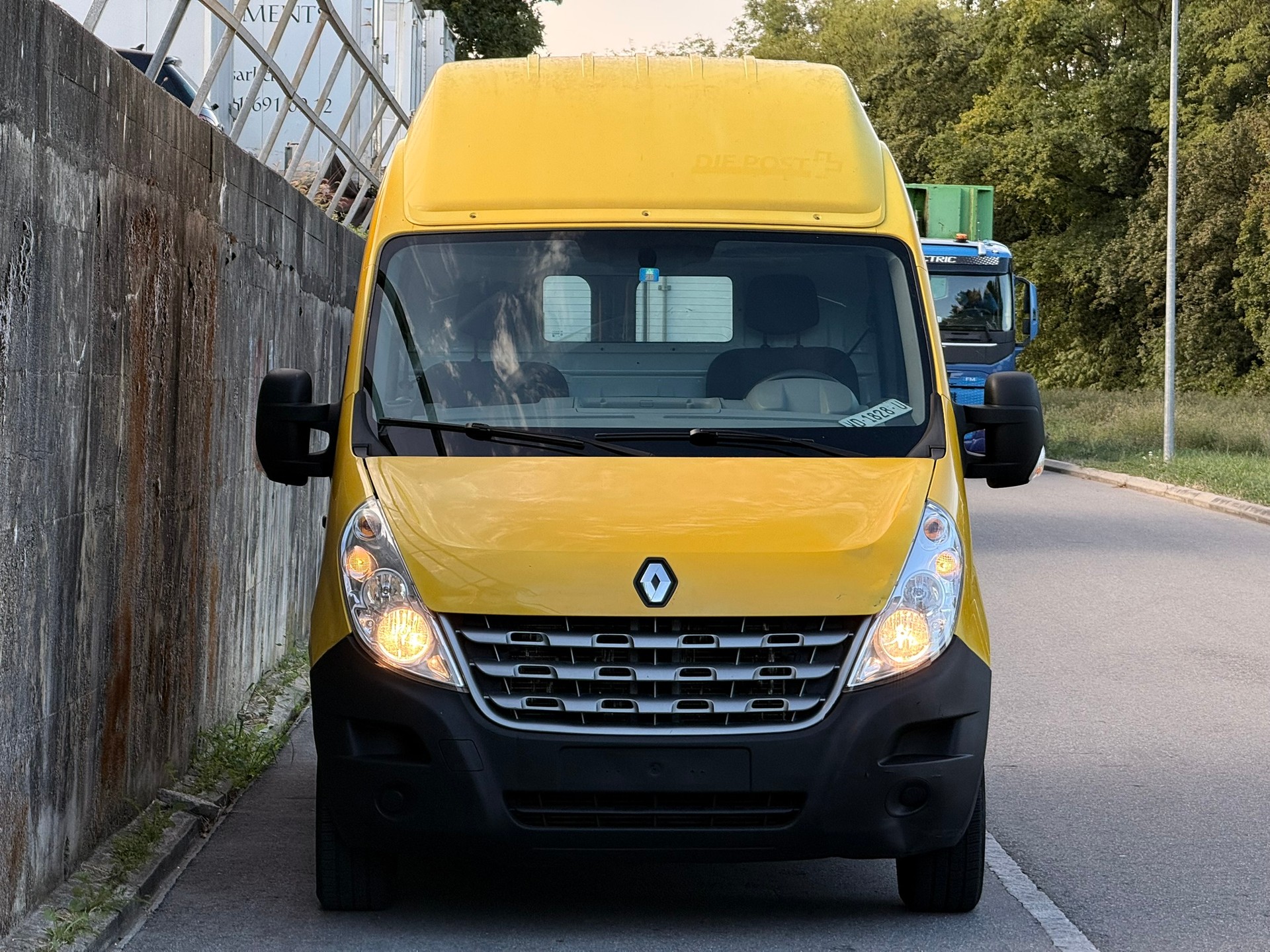 RENAULT Master T35 2.3dCi L2H2 A-image-2