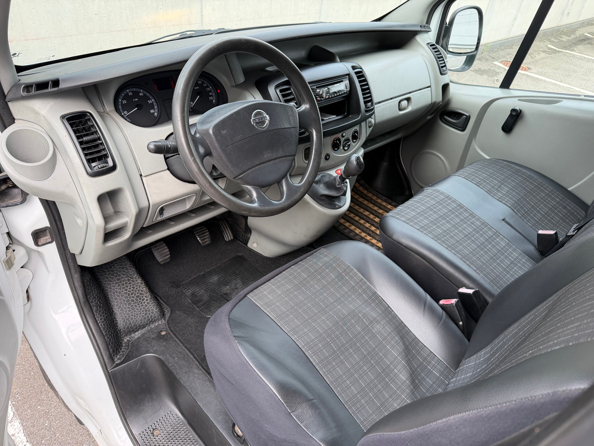 NISSAN Primastar 2.0dCi 115 Comfort 2.9t-image-11