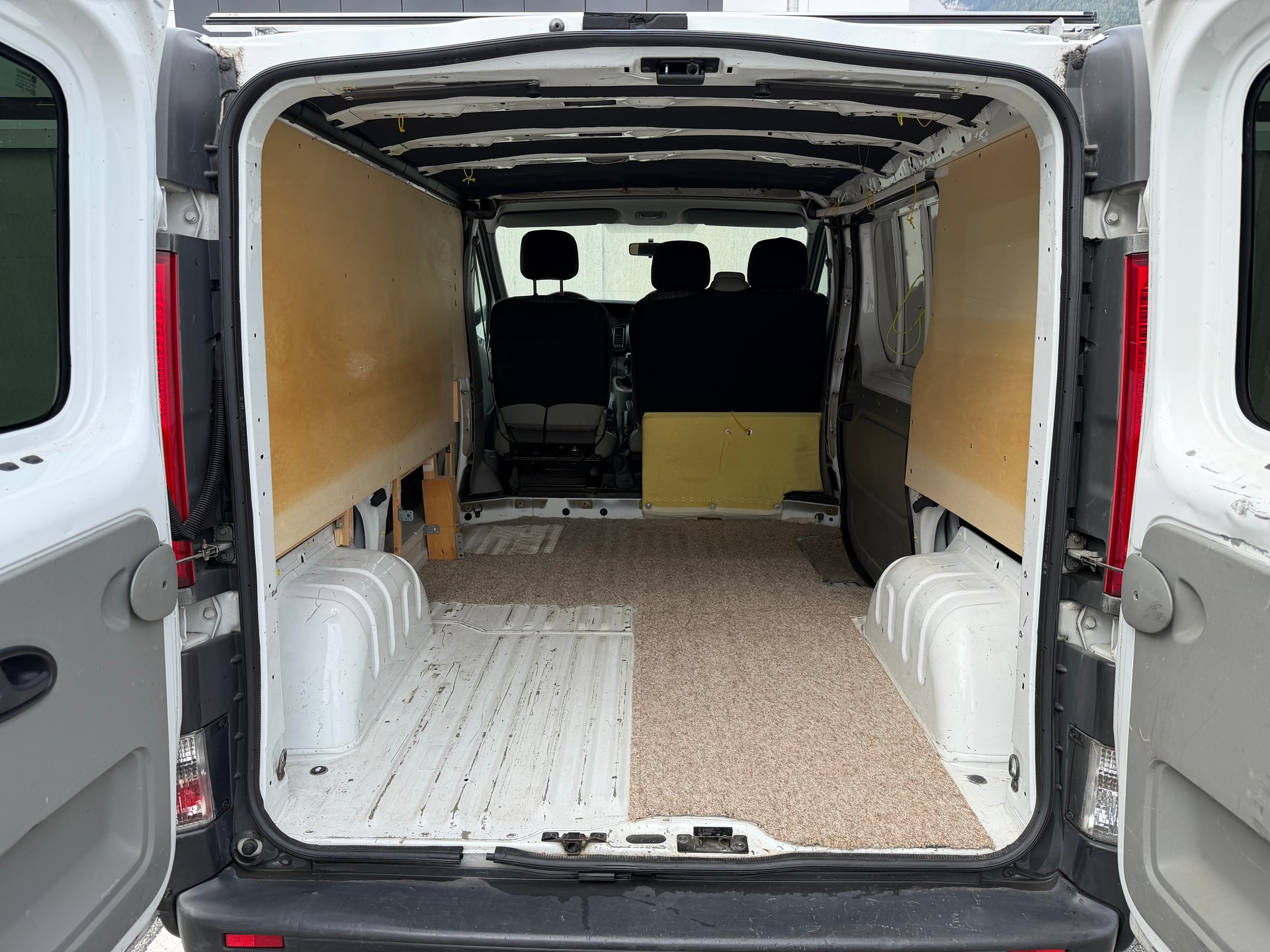 NISSAN Primastar 2.0dCi 115 Comfort 2.9t-image-13