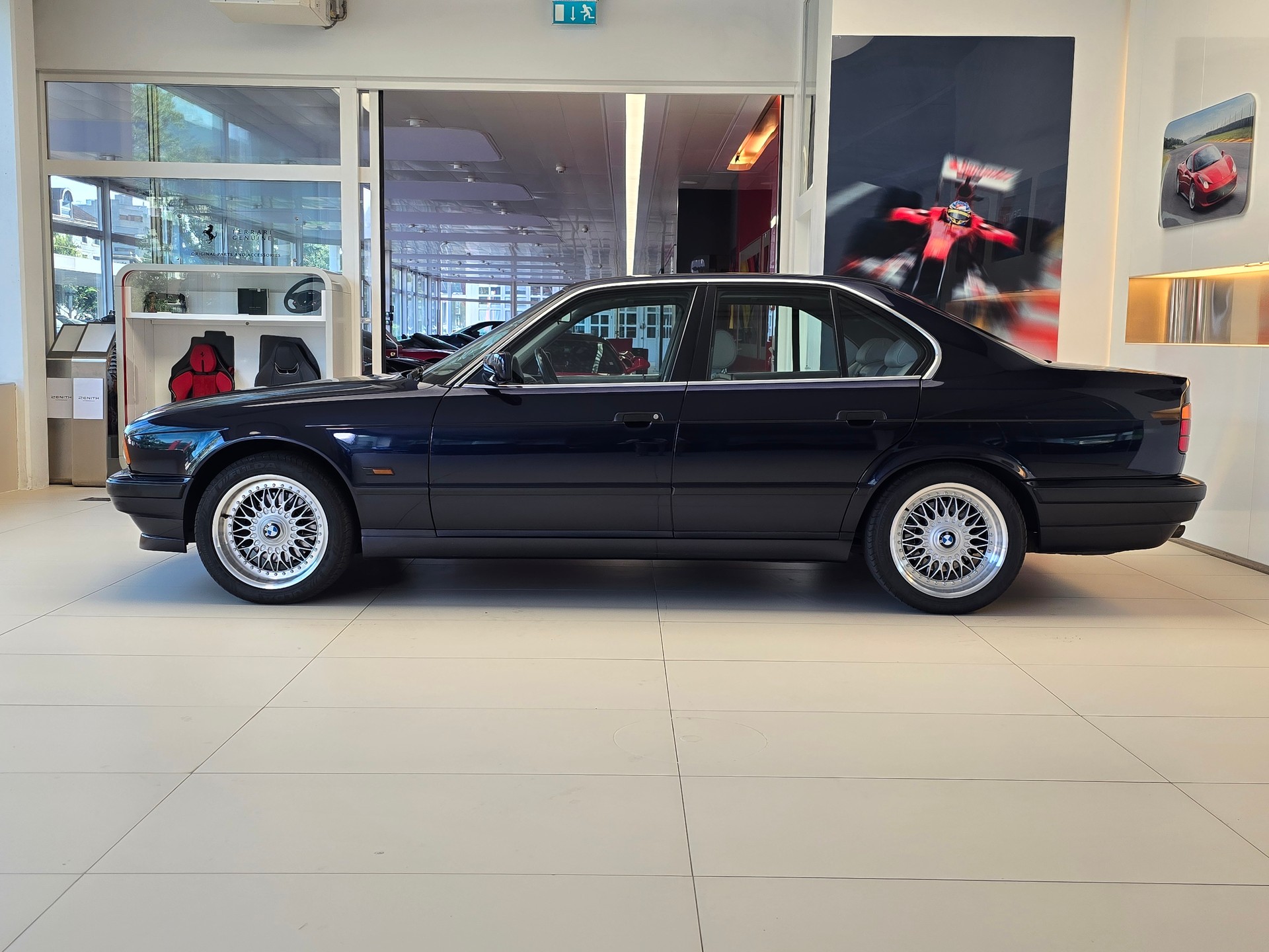 BMW 540i V8 - Boîte manuelle-image-7
