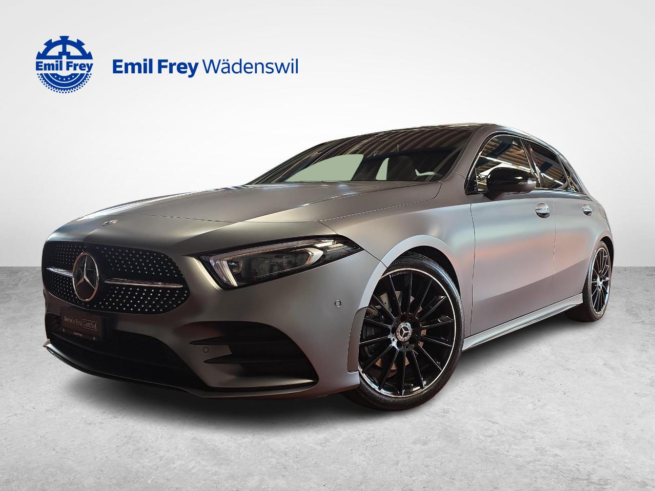 MERCEDES-BENZ A 220 4MATIC AMG Line-image-0