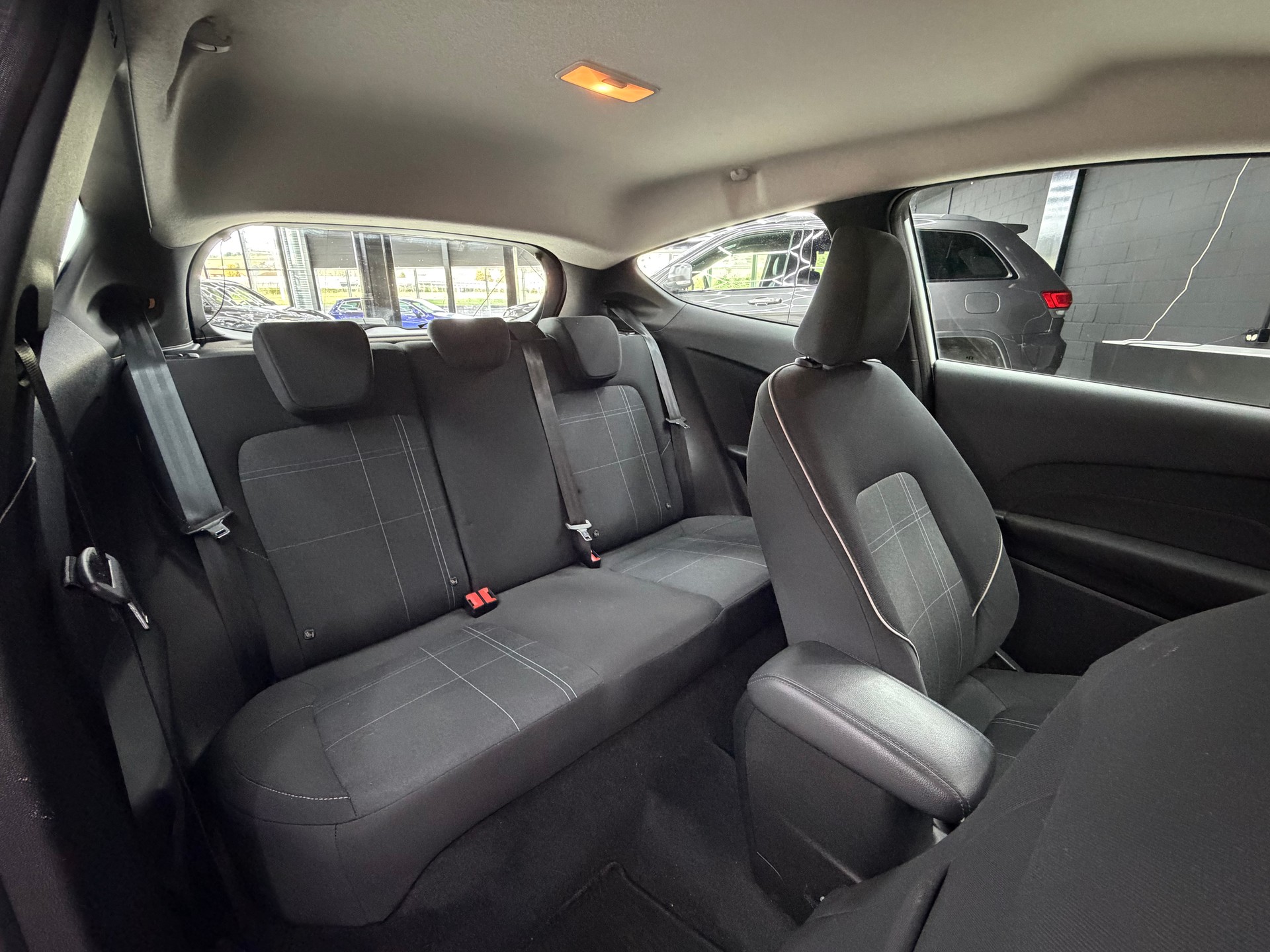 FORD Fiesta 1.0 SCTi Business-image-14