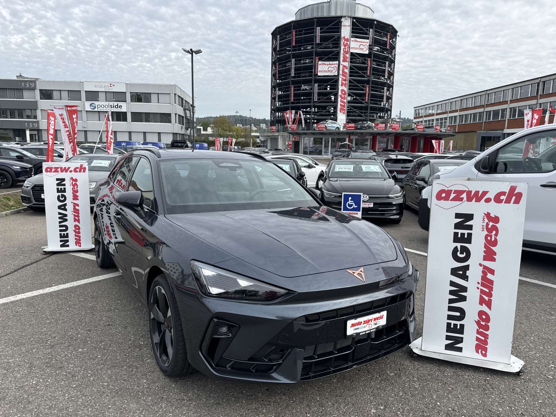 CUPRA LEON ST 1.5 eTSi DSG-Automat