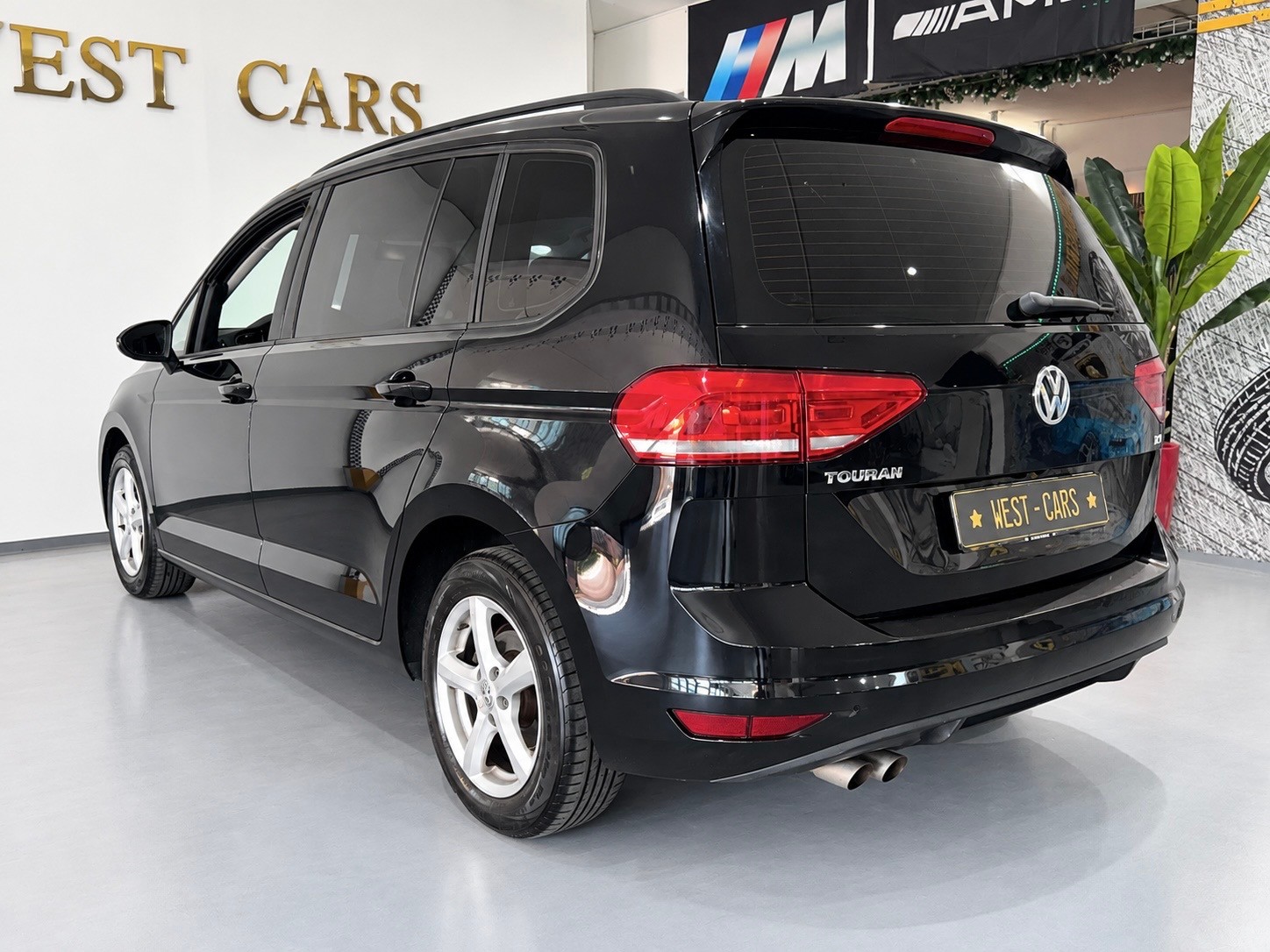 VW Touran 1.4 TSI BMT Comfortline DSG **7 Plätzer**-image-4