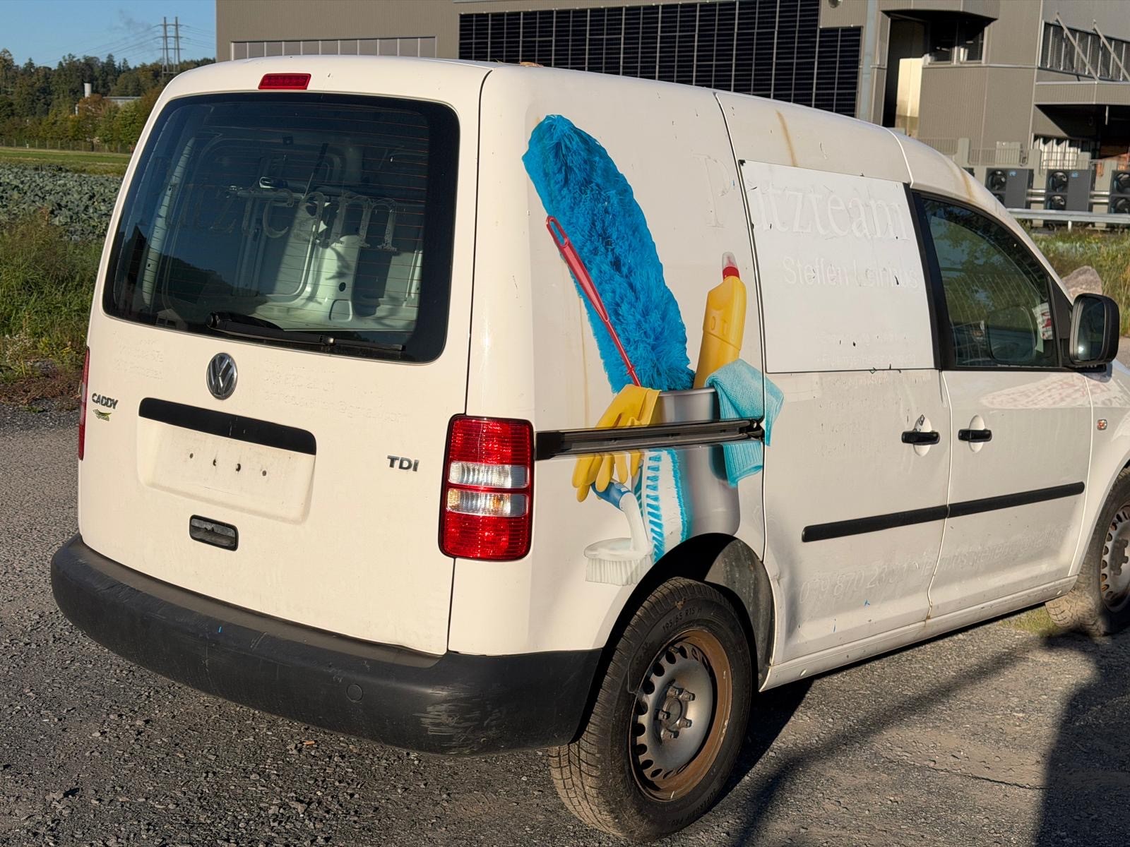 VW Caddy 1.6 TDI-image-5