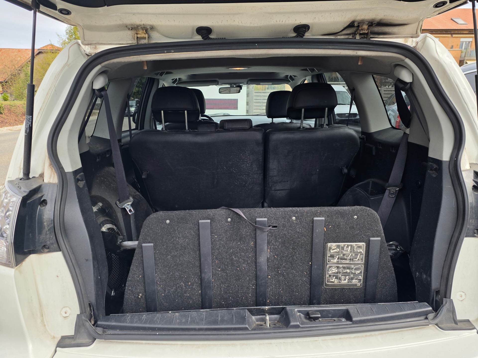 MITSUBISHI Outlander 2.2 DID Navigator 4WD TC-SST-image-4