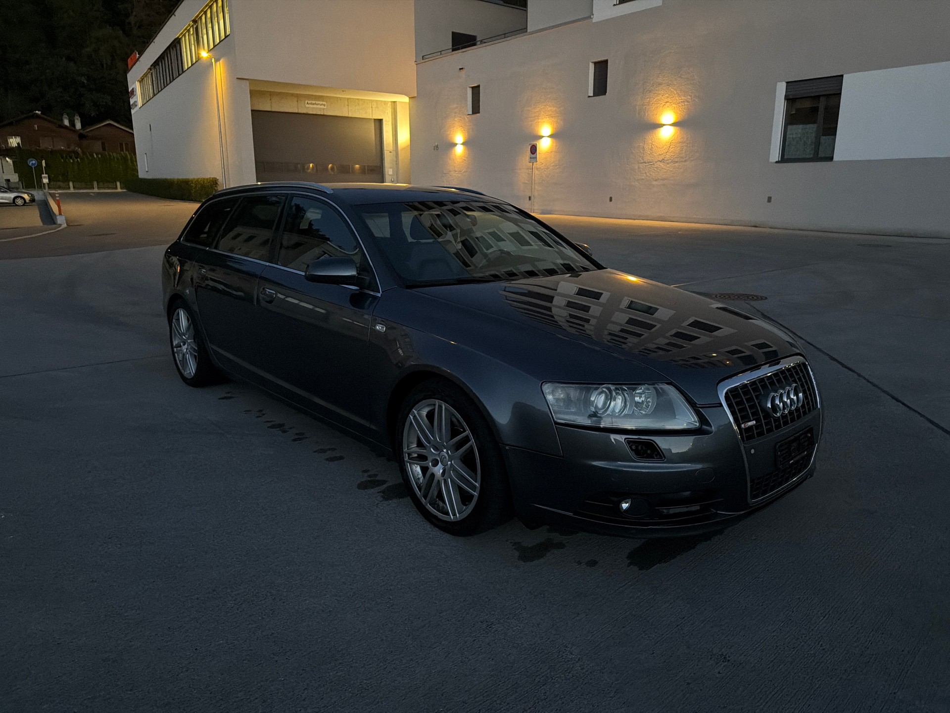 AUDI A6 Avant 3.0 V6 TDI quattro-image-6