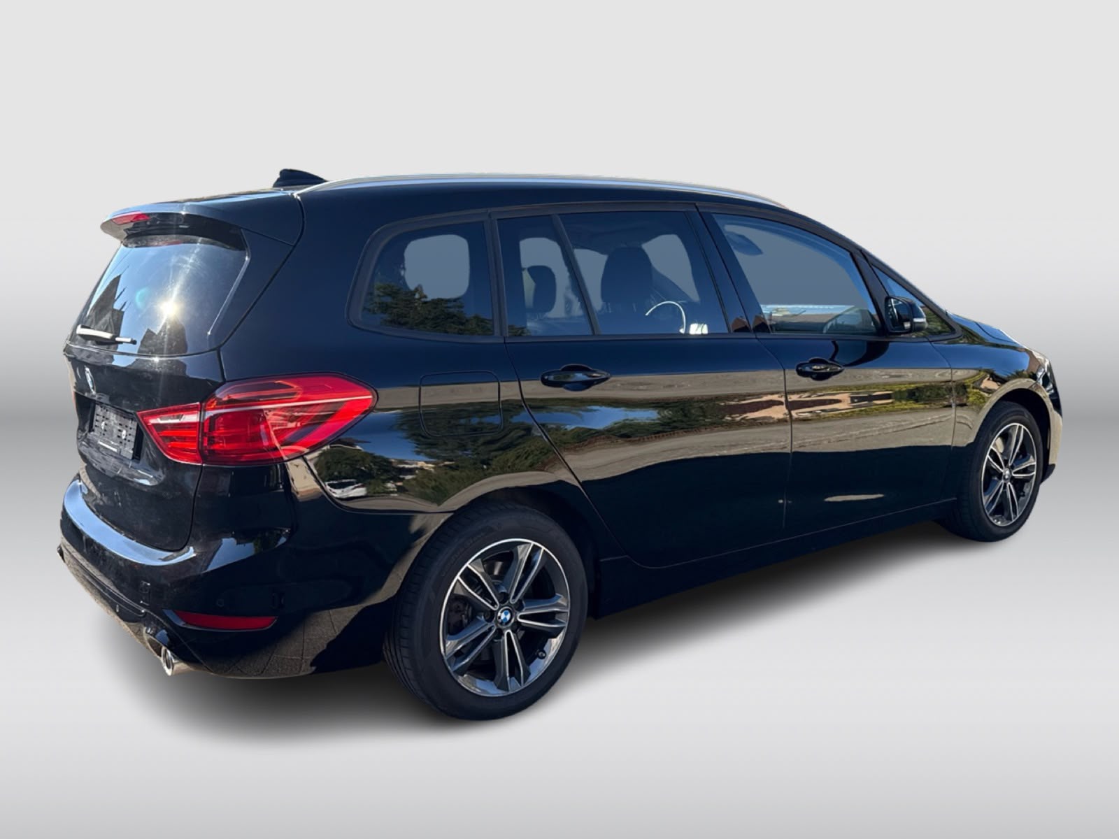 BMW 220d Gran Tourer Travel Edition-image-5