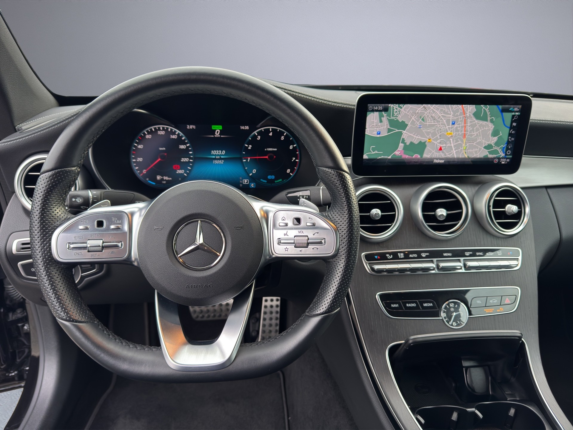 MERCEDES-BENZ C 200 AMG Line Cabriolet 4Matic 9G-Tronic-image-12