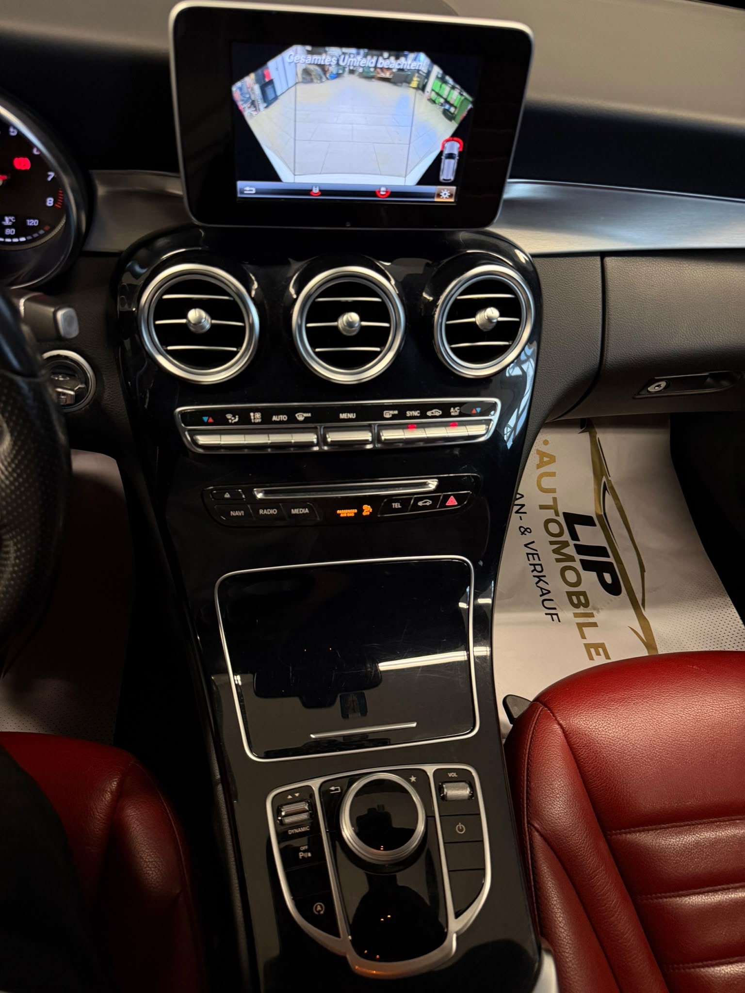 MERCEDES-BENZ C 300 AMG Line 9G-Tronic-image-13