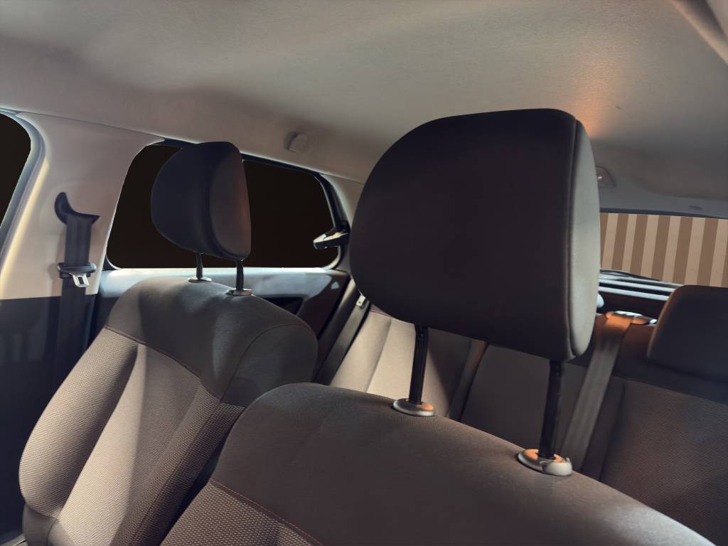 CITROEN C4 Cactus 1.2 Pure Tech Feel-image-15