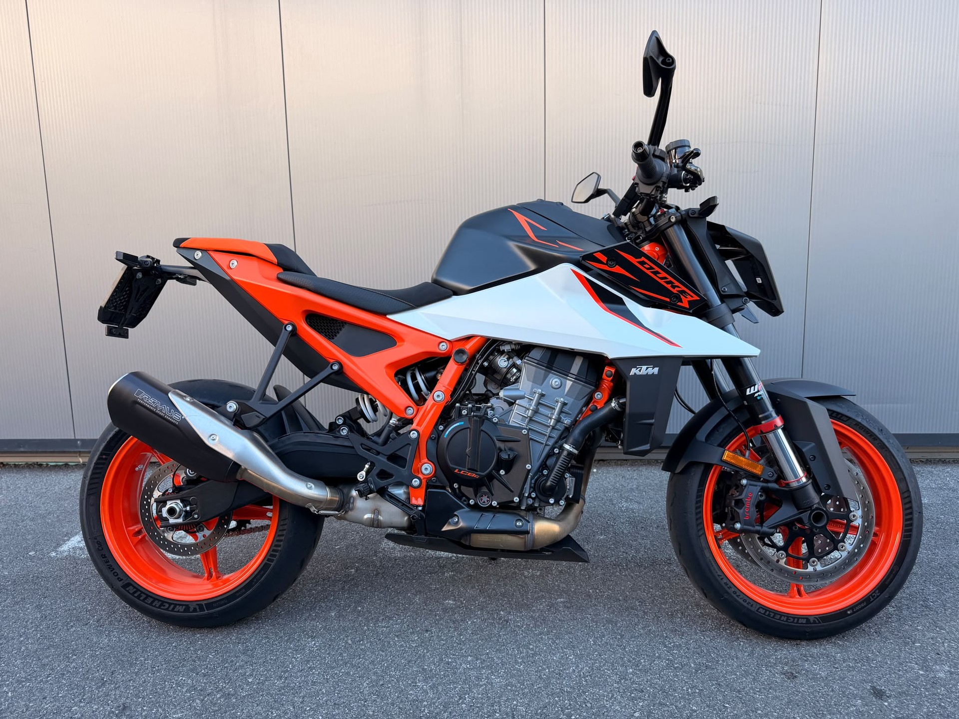 KTM 990 Duke R