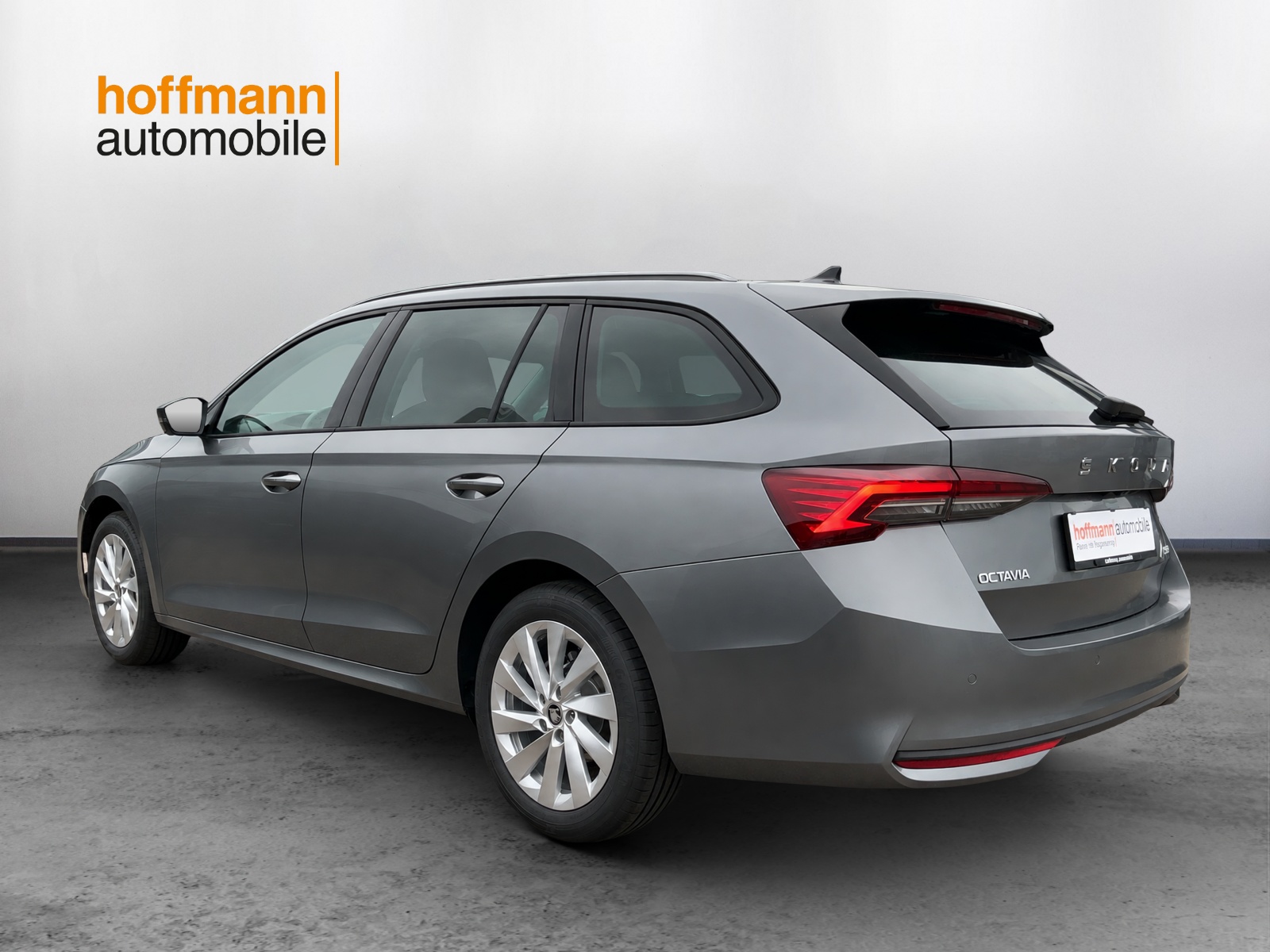 SKODA Octavia Combi 1.5 TSI mHEV DSG Sport Line-image-5