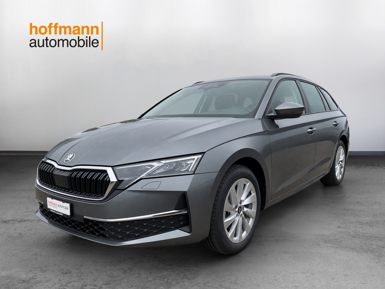 SKODA Octavia Combi 1.5 TSI mHEV DSG Sport Line-image-0