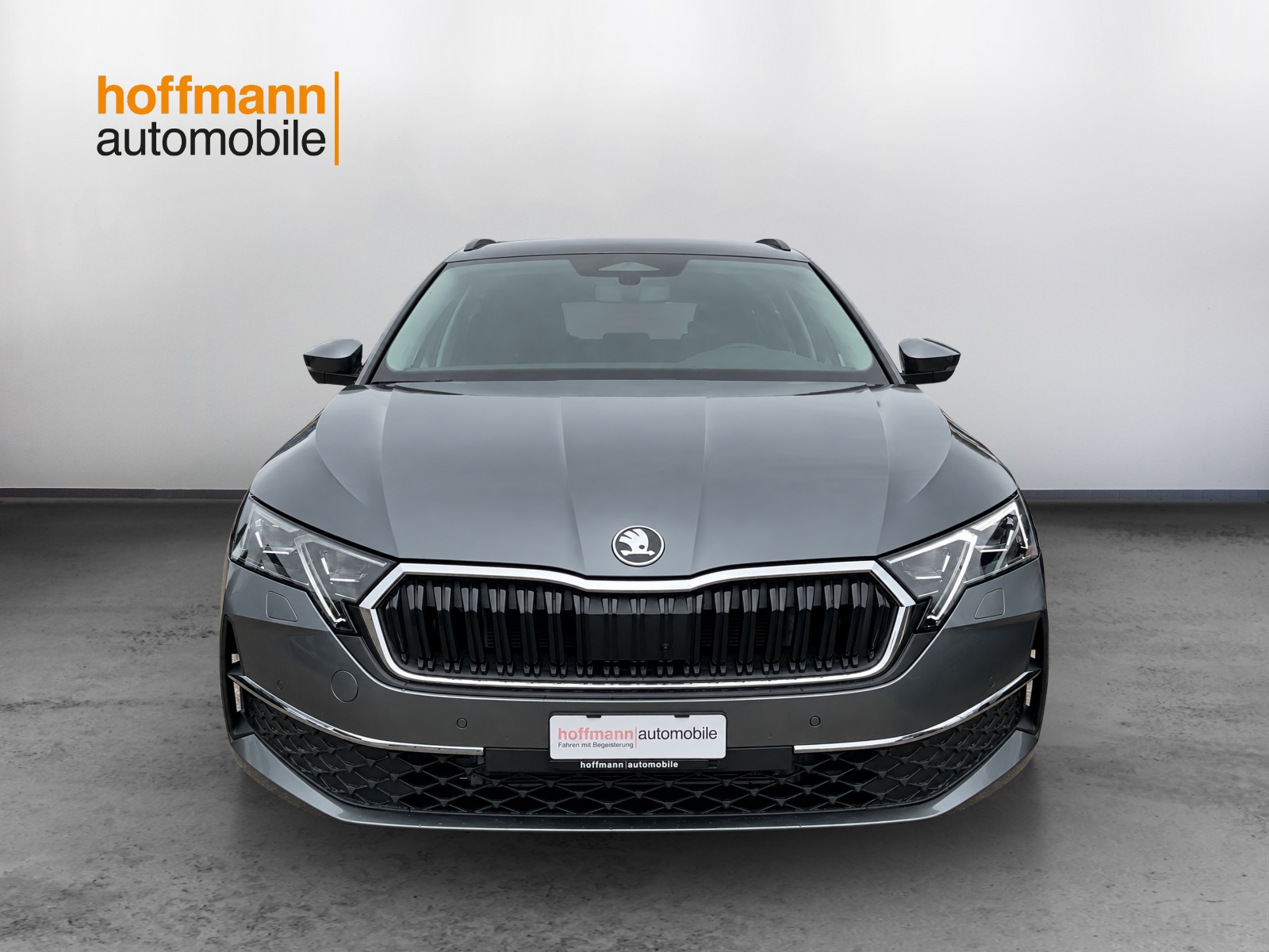 SKODA Octavia Combi 1.5 TSI mHEV DSG Sport Line-image-1