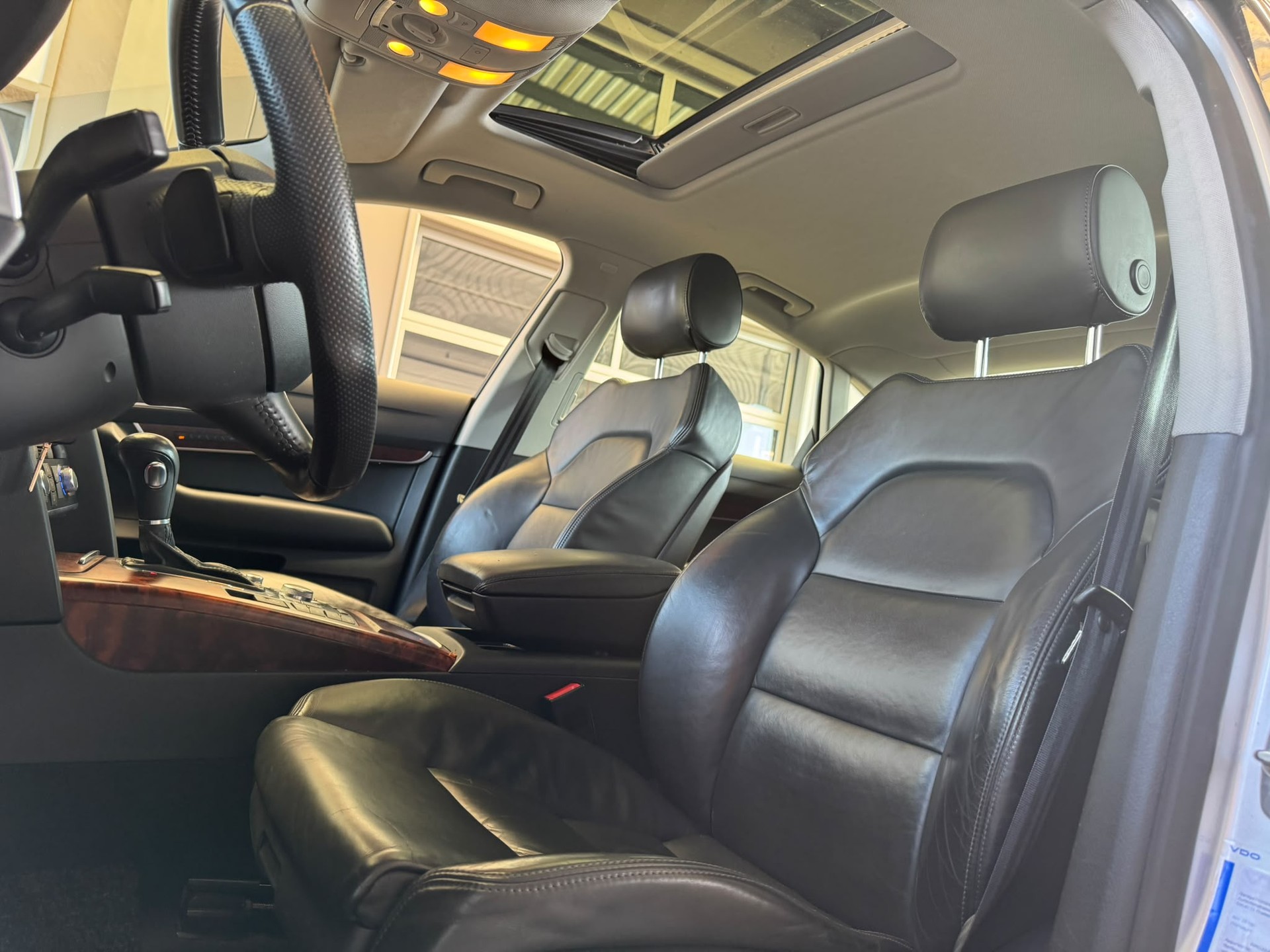 AUDI A6 Limousine 3.0 V6 TDI quattro-image-12
