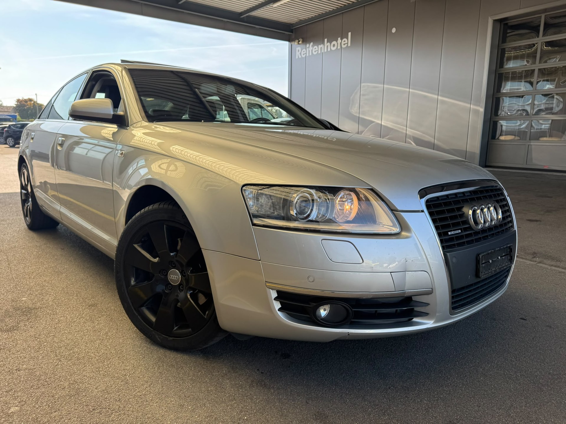 AUDI A6 Limousine 3.0 V6 TDI quattro-image-2
