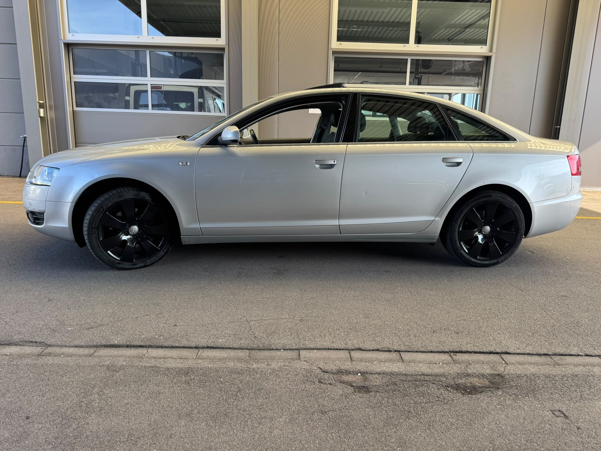 AUDI A6 Limousine 3.0 V6 TDI quattro-image-3