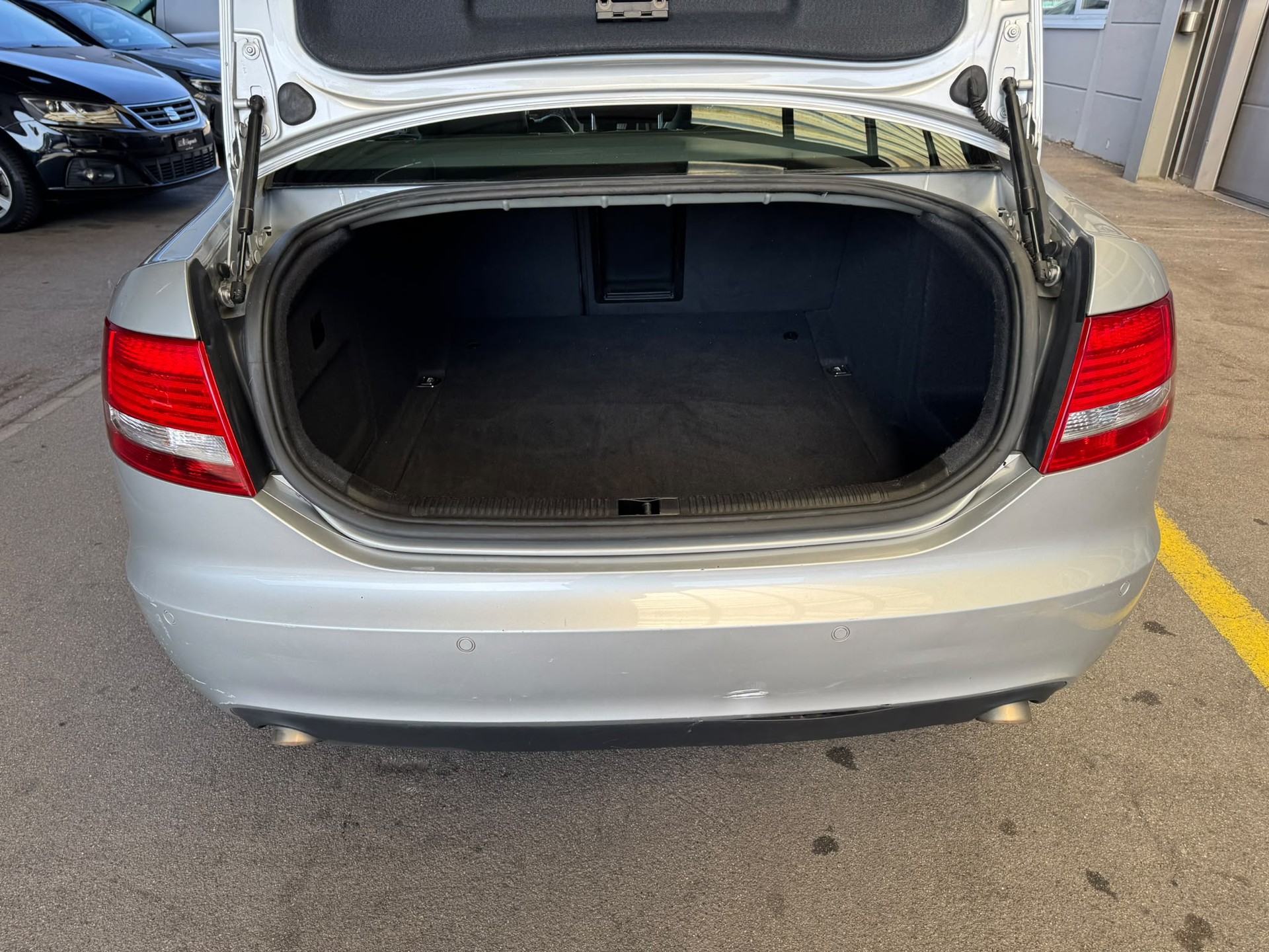 AUDI A6 Limousine 3.0 V6 TDI quattro-image-7