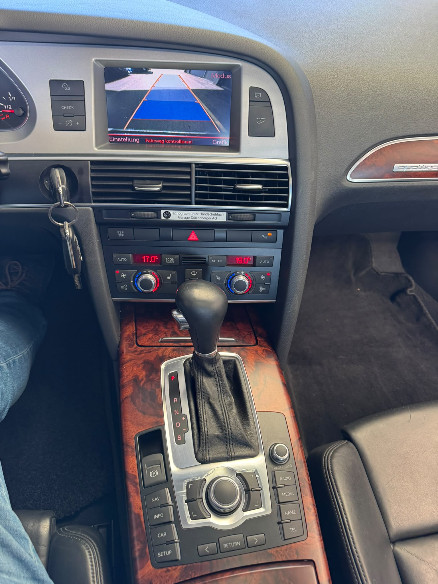 AUDI A6 Limousine 3.0 V6 TDI quattro-image-11