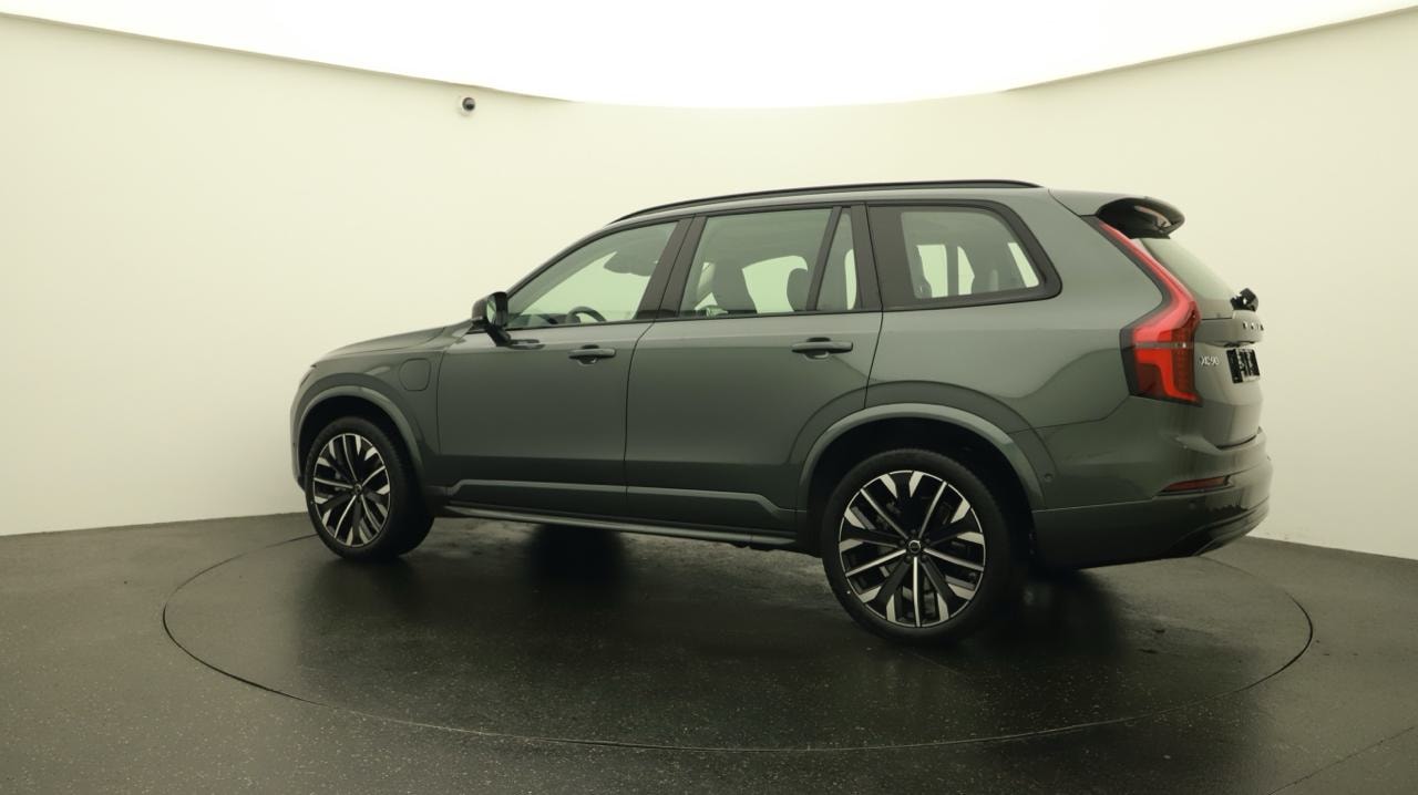 VOLVO XC90 T8 AWD PluginHybrid Ultra Dark Geartronic-image-2