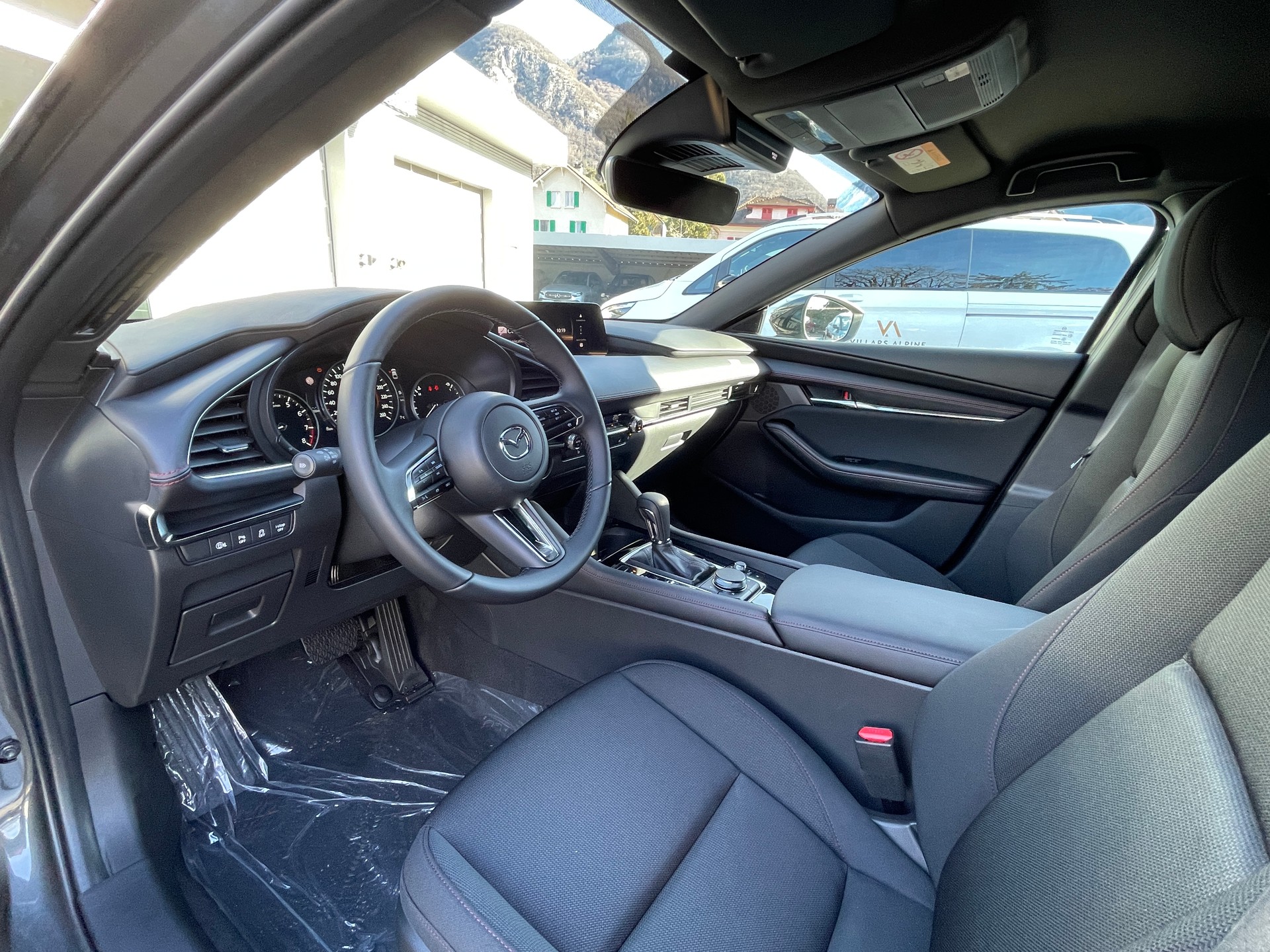 MAZDA 3 Hatchback SKYACTIV-G M Hybrid 140 Homura Automat-image-6