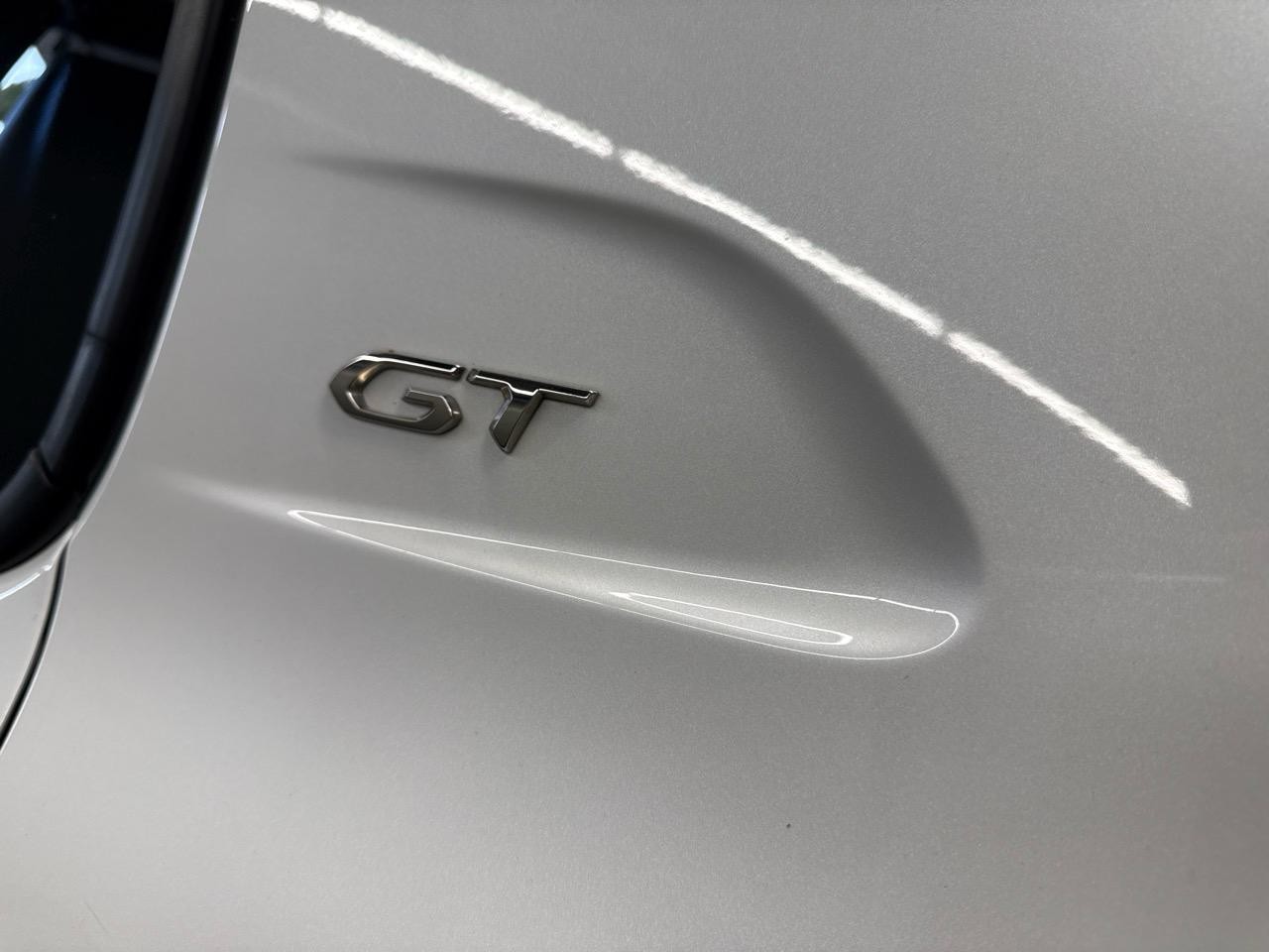 PEUGEOT 208 1.2 PureTech GT EAT8-image-12