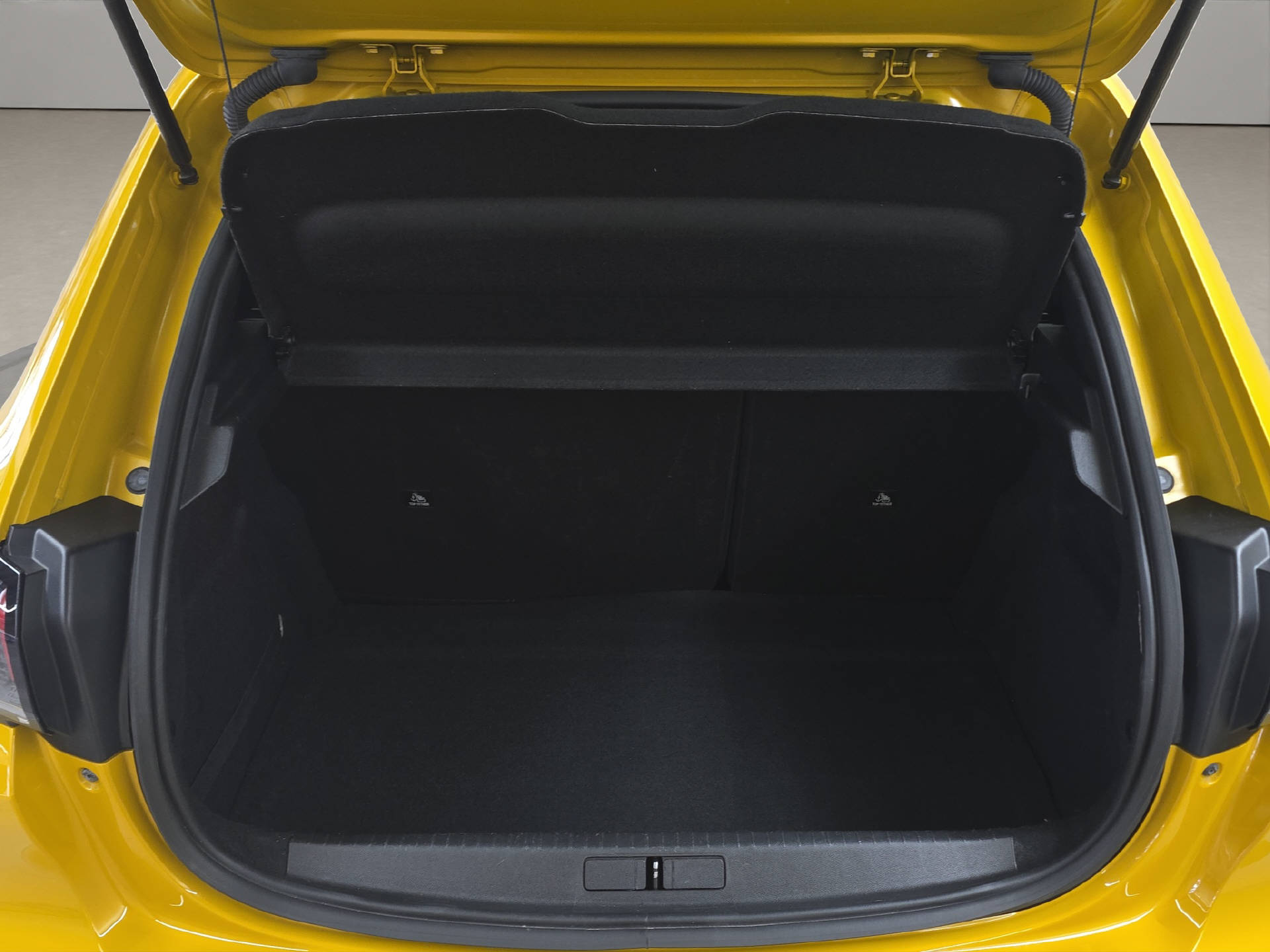 PEUGEOT 208 1.2 PureTech 100 Allure Pack-image-10