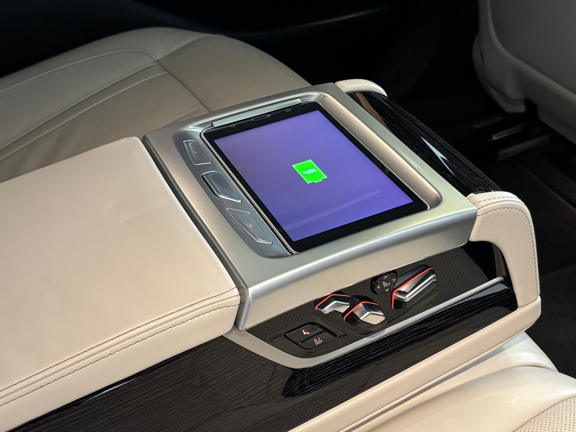 BMW 730Ld xDrive 48V M Sport Steptronic-image-12