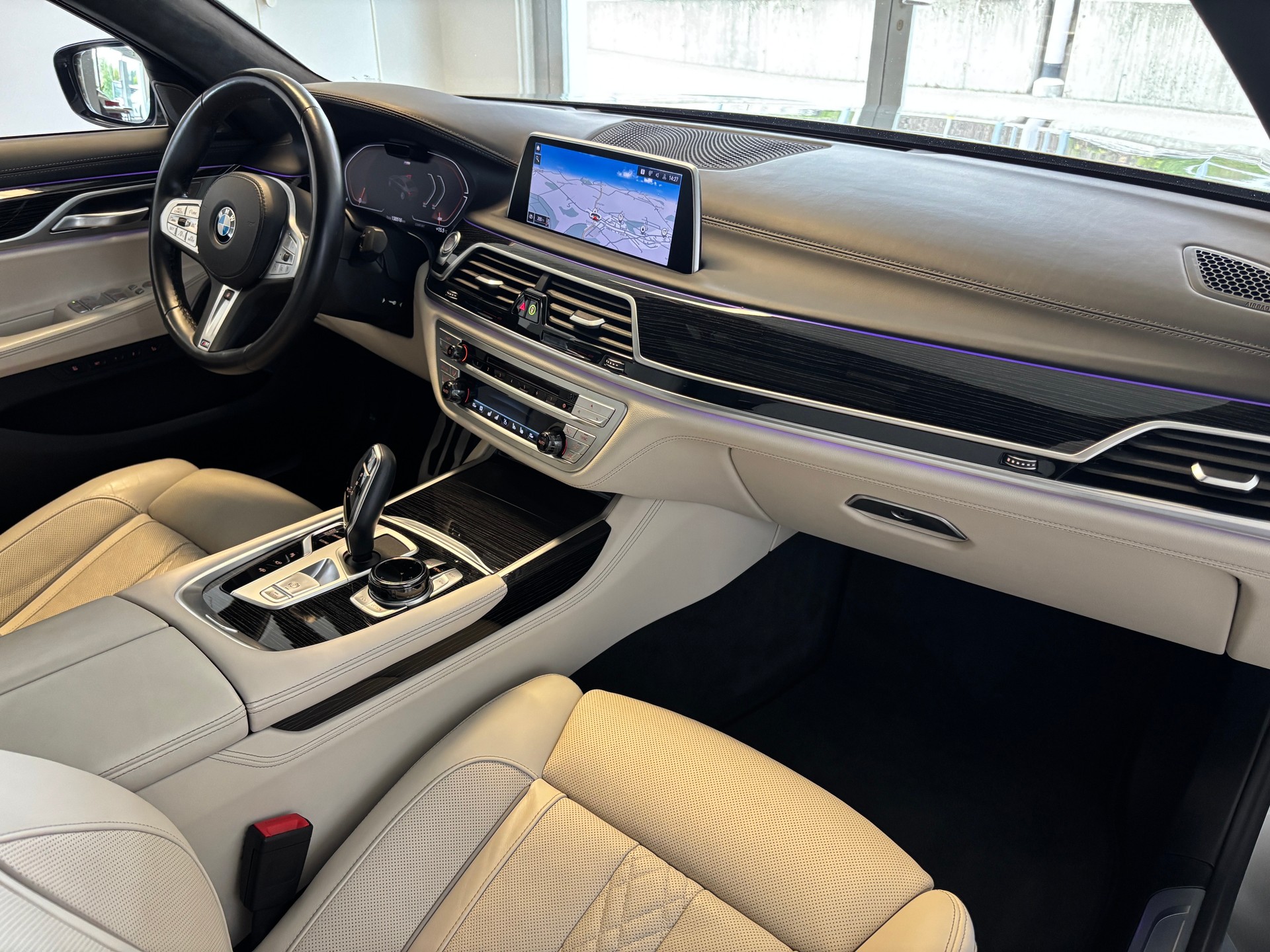 BMW 730Ld xDrive 48V M Sport Steptronic-image-6