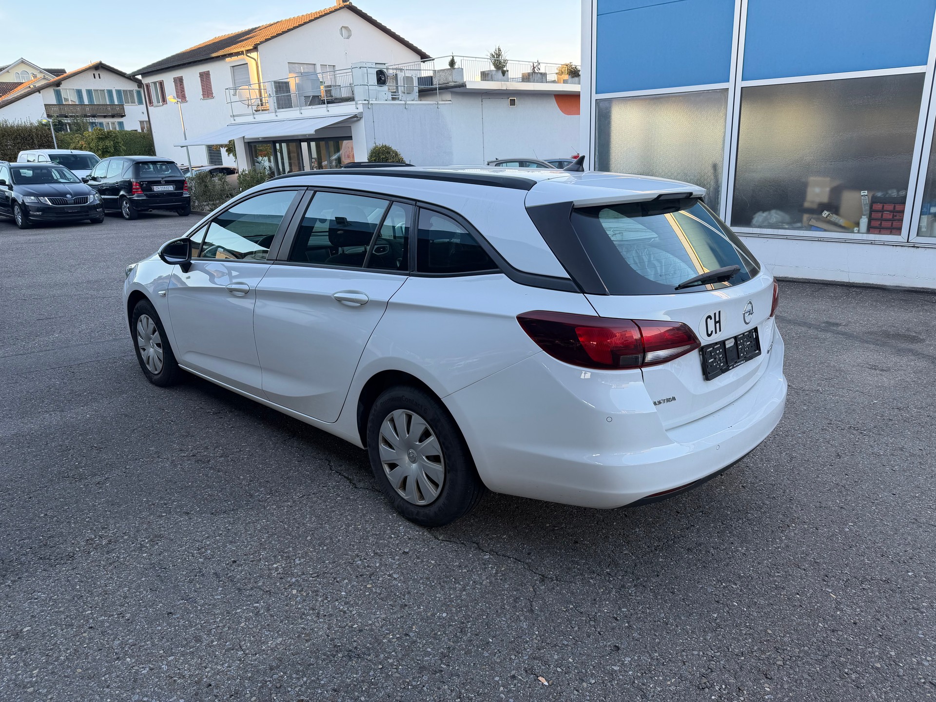 OPEL Astra Sports Tourer 1.6 CDTi ecoF Enjoy-image-2